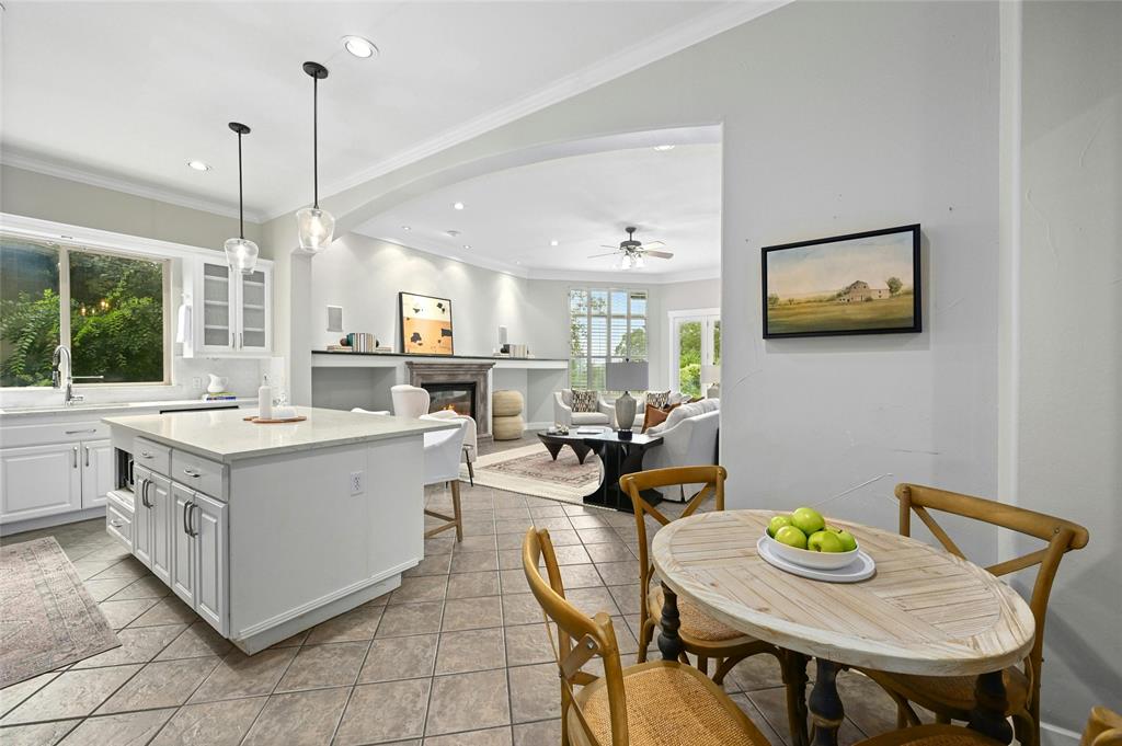 2800 Waymaker WAY # 20