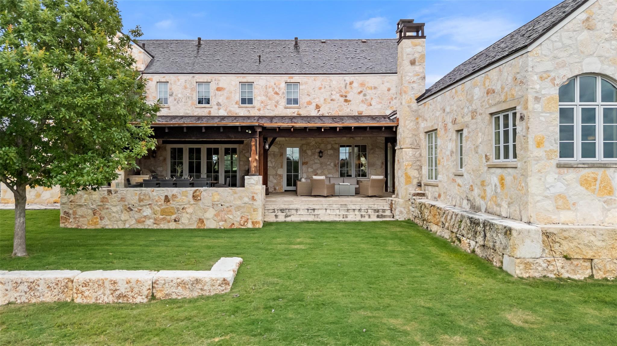 2194 Boot Ranch CIR