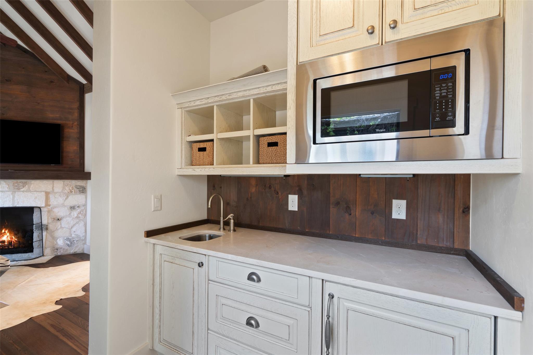 2194 Boot Ranch CIR