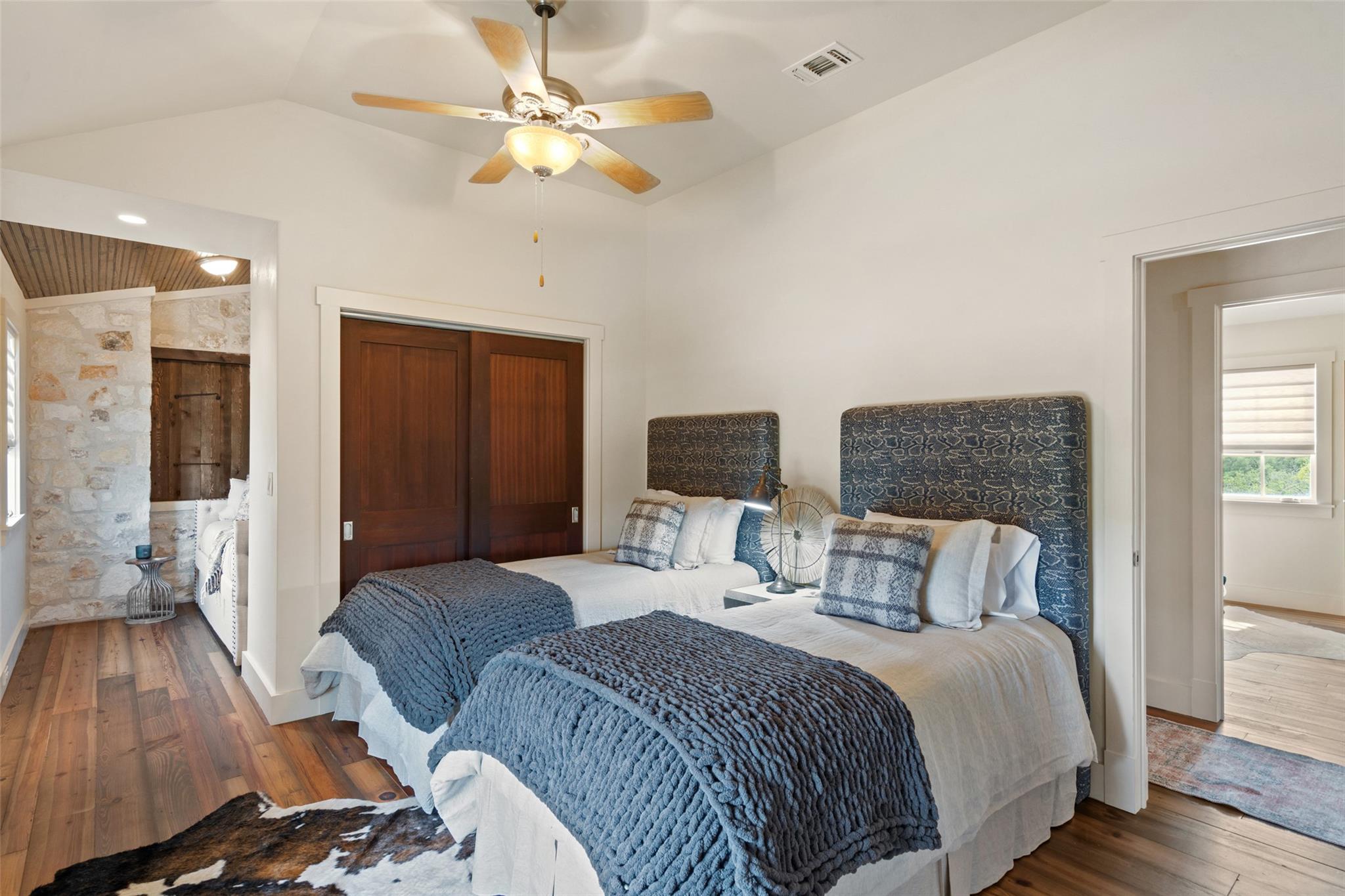 2194 Boot Ranch CIR