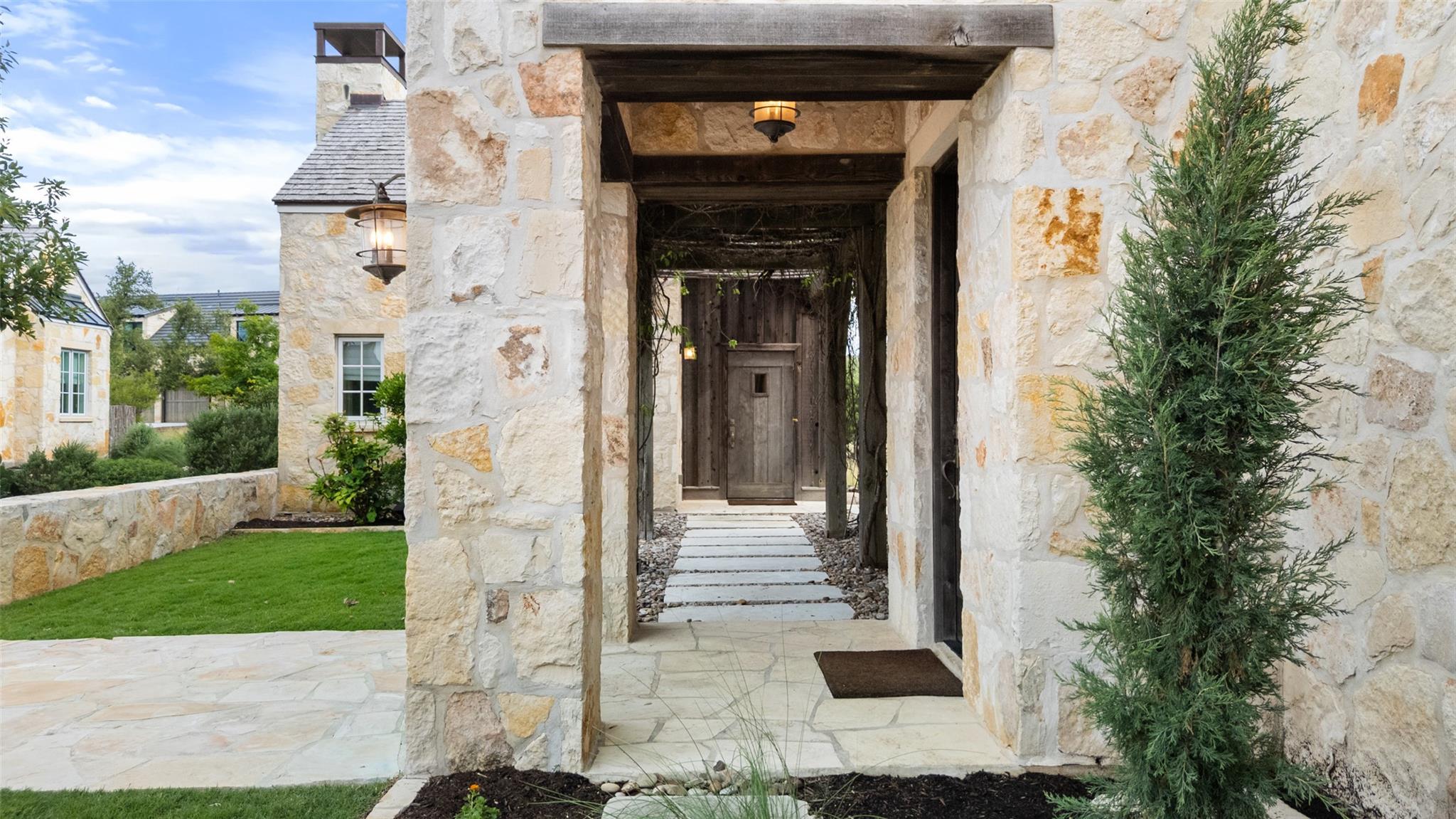 2194 Boot Ranch CIR