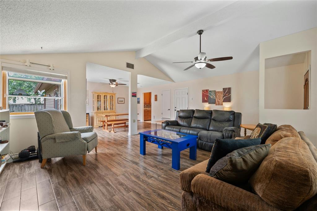 11219 Applewood DR