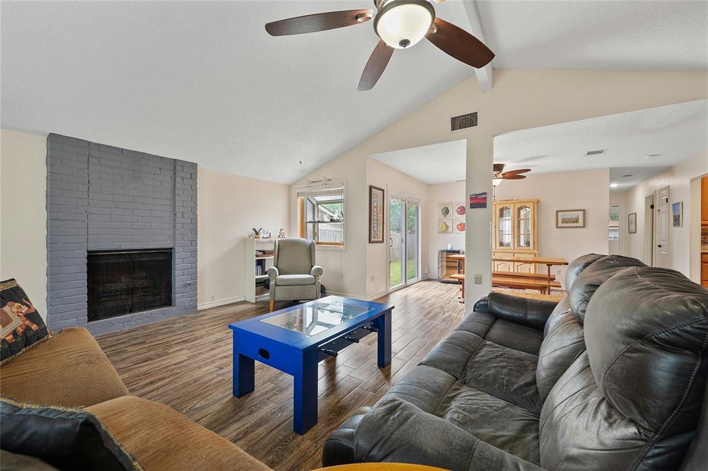 11219 Applewood DR