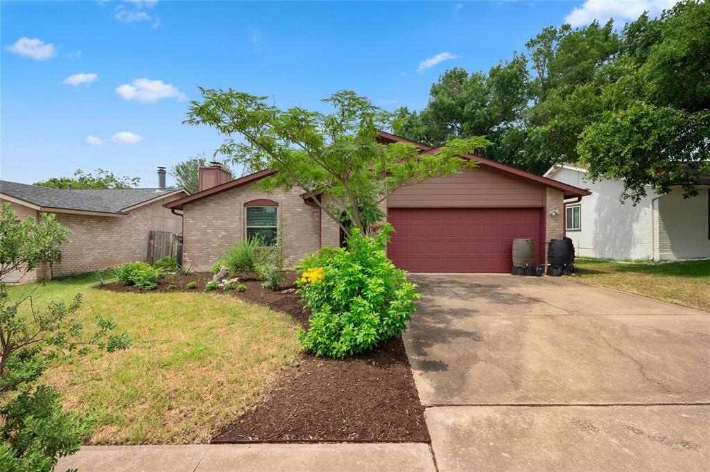 11219 Applewood DR