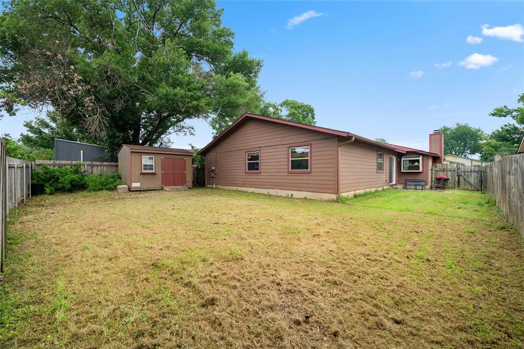 11219 Applewood DR