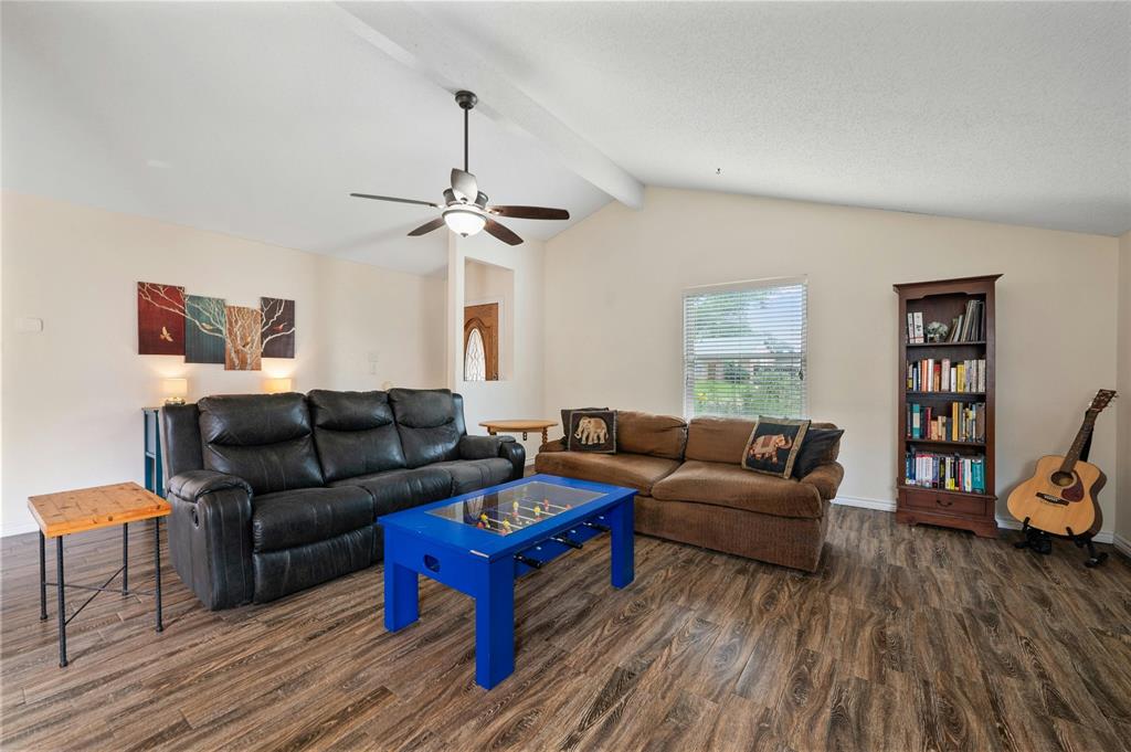 11219 Applewood DR