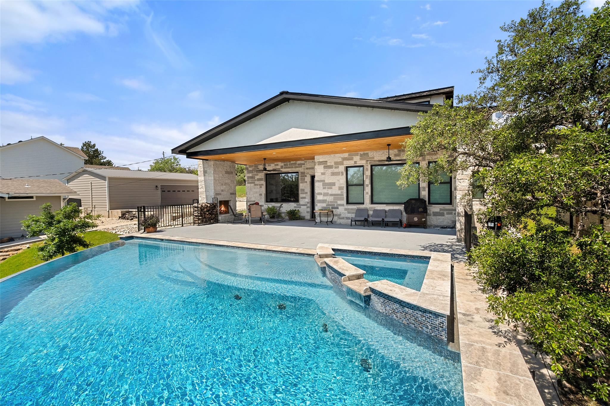 335 Sandy Mountain DR