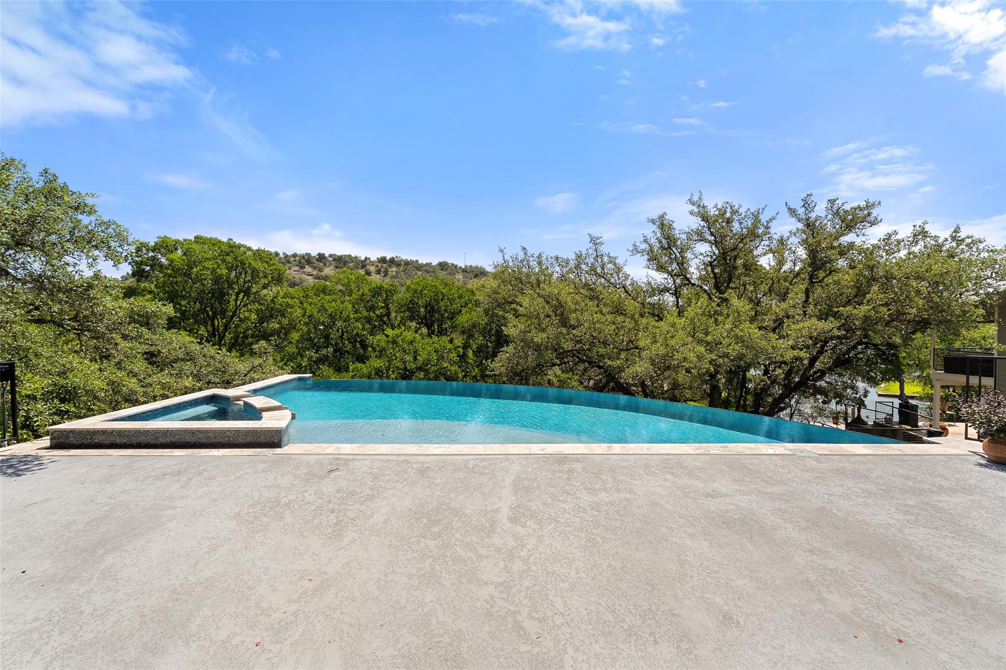 335 Sandy Mountain DR
