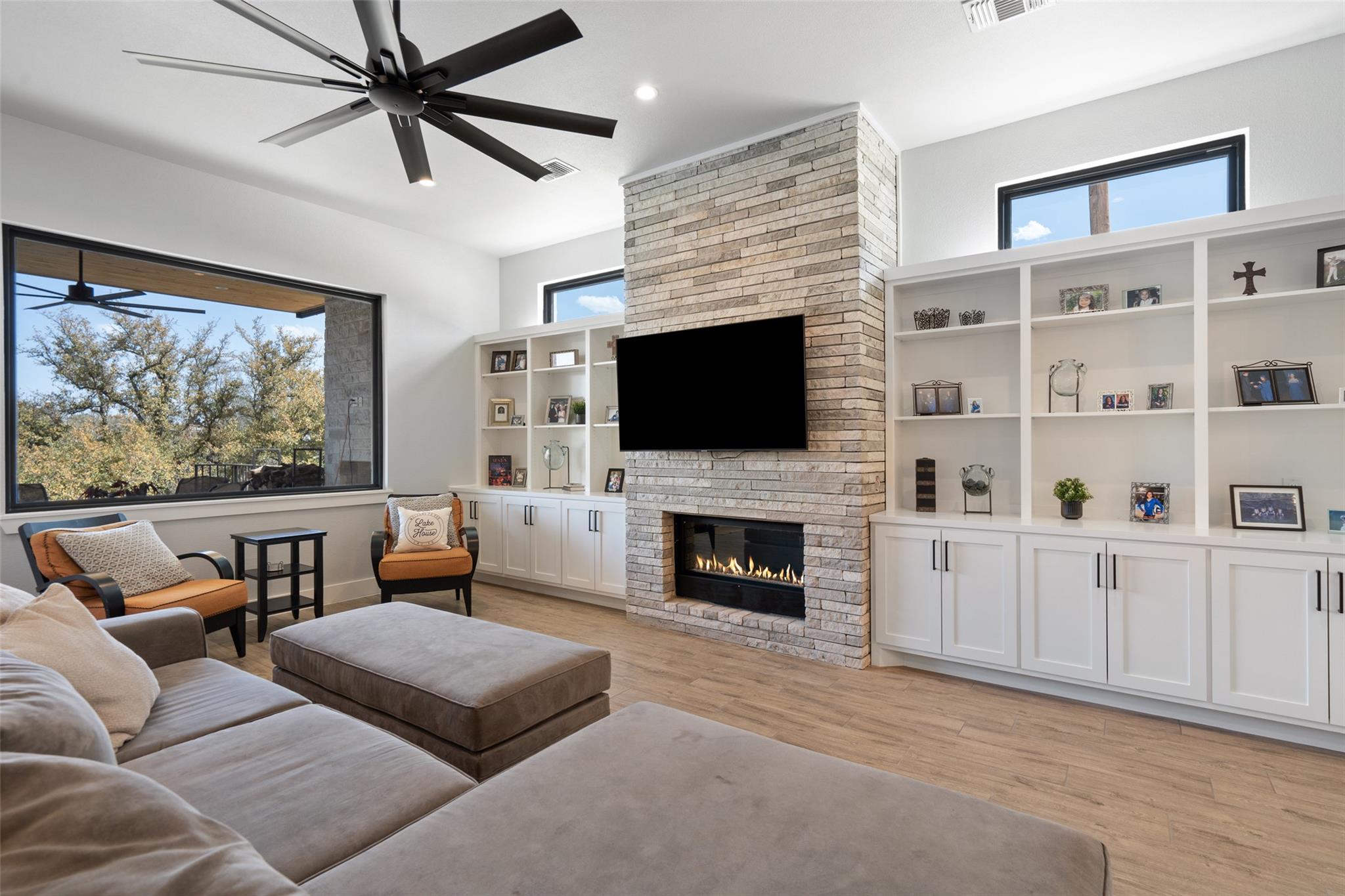335 Sandy Mountain DR