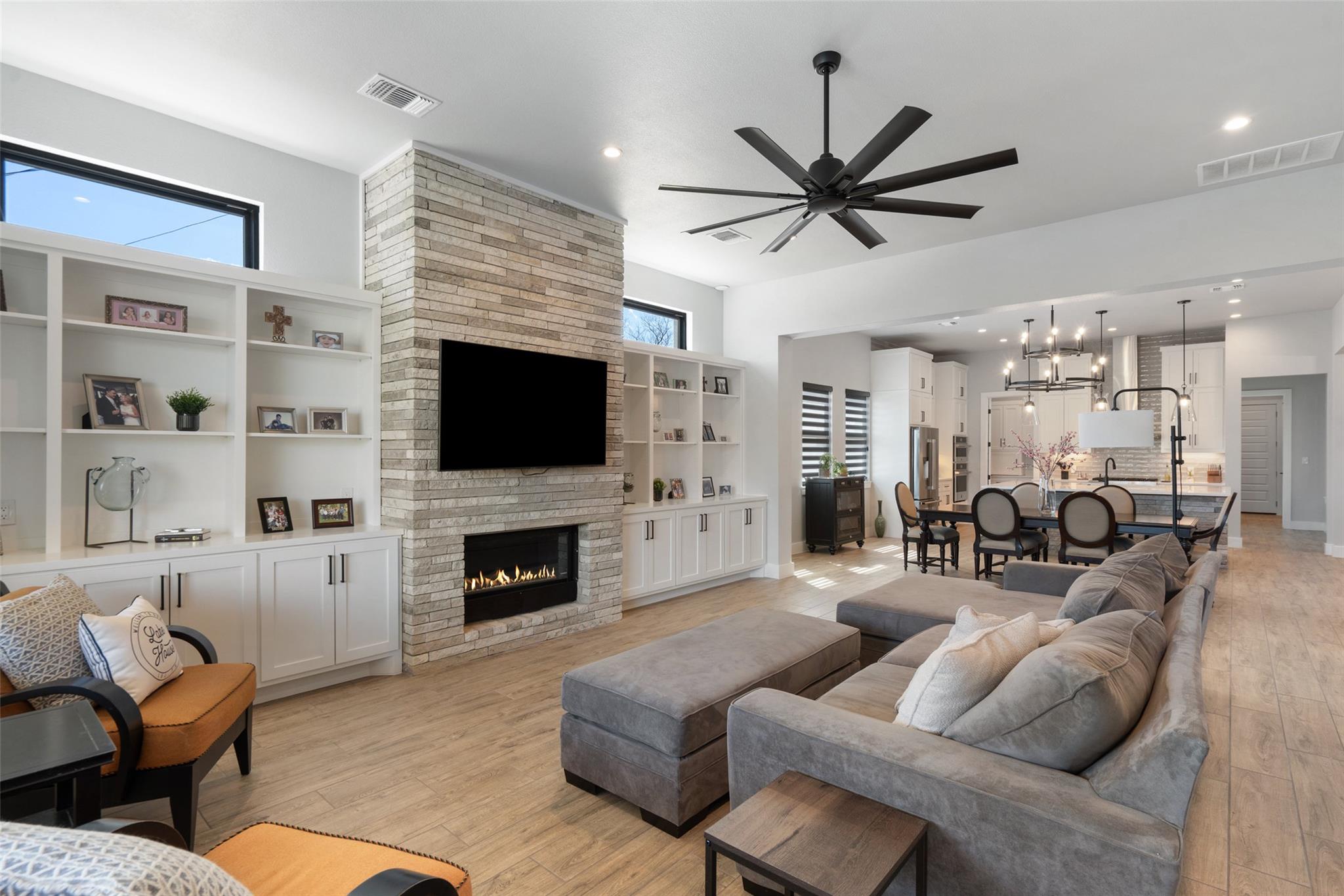 335 Sandy Mountain DR