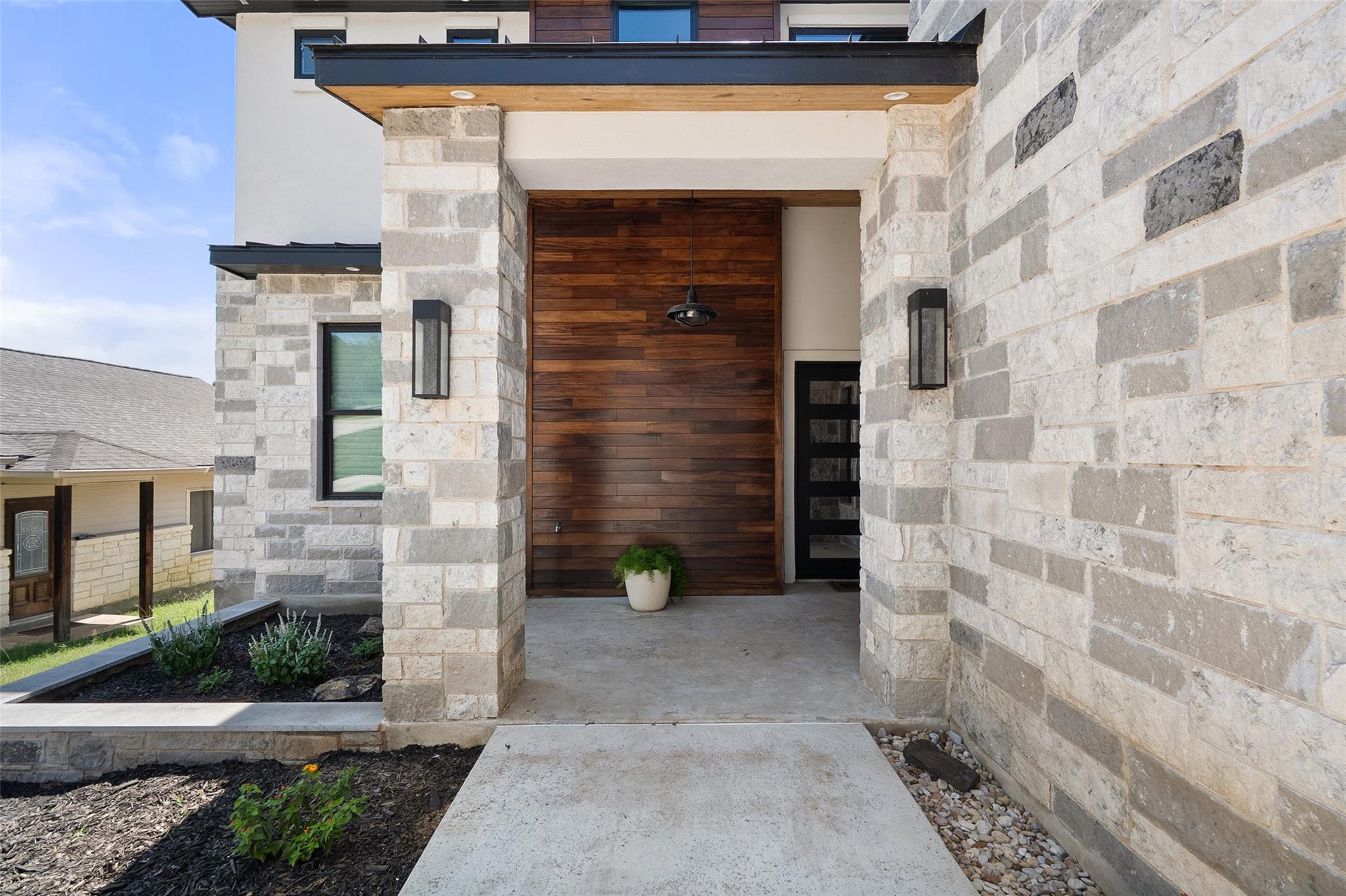 335 Sandy Mountain DR