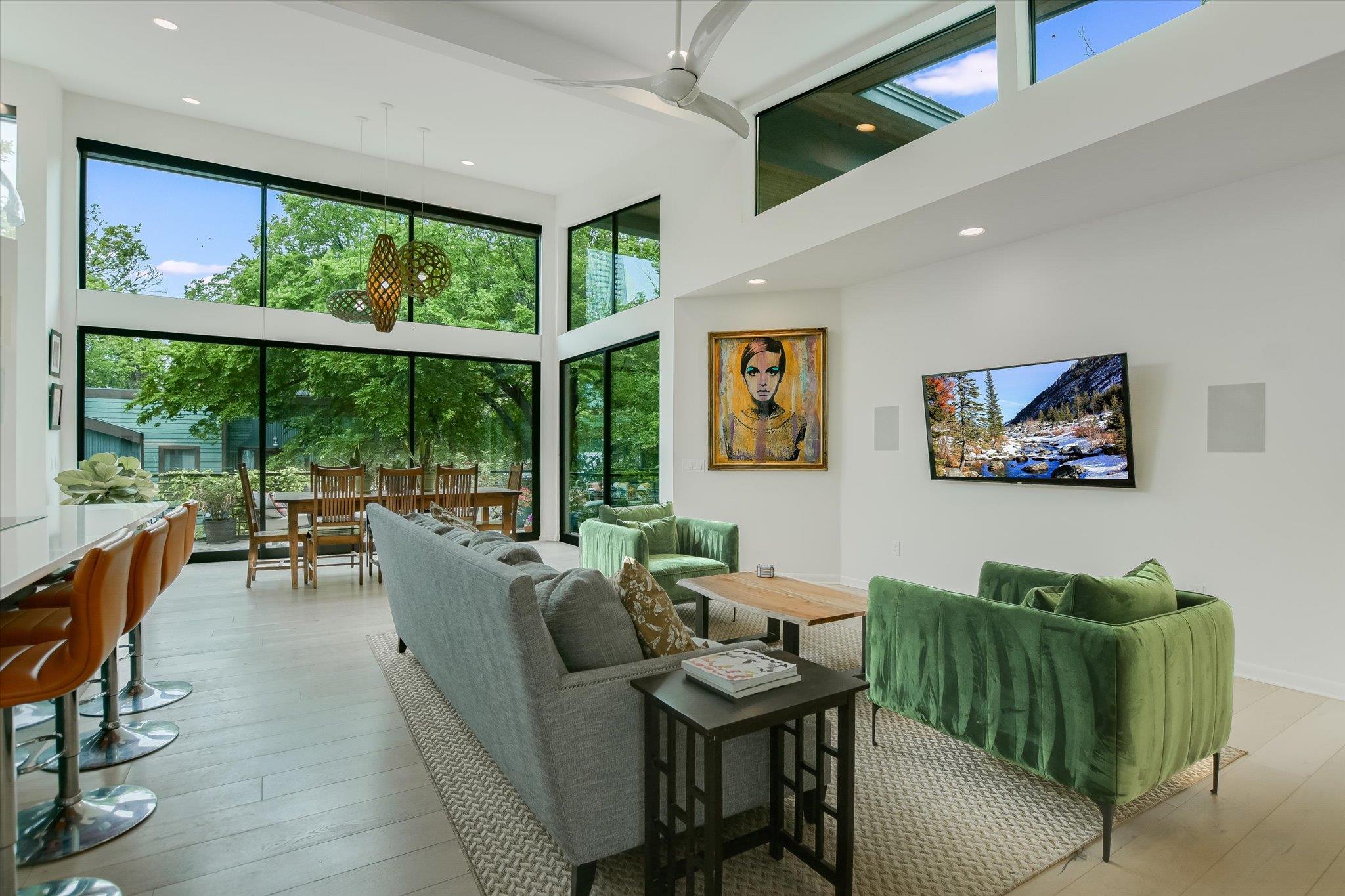 56 Waller ST
