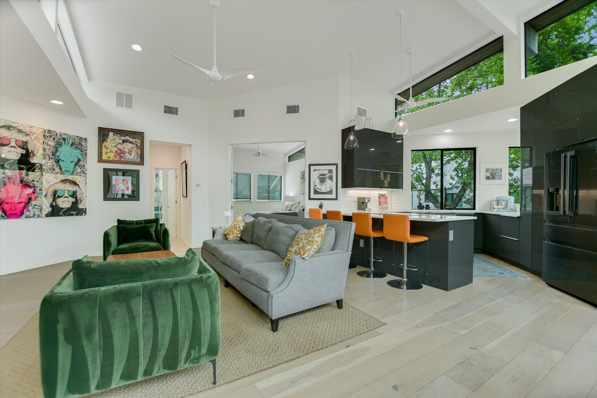 56 Waller ST
