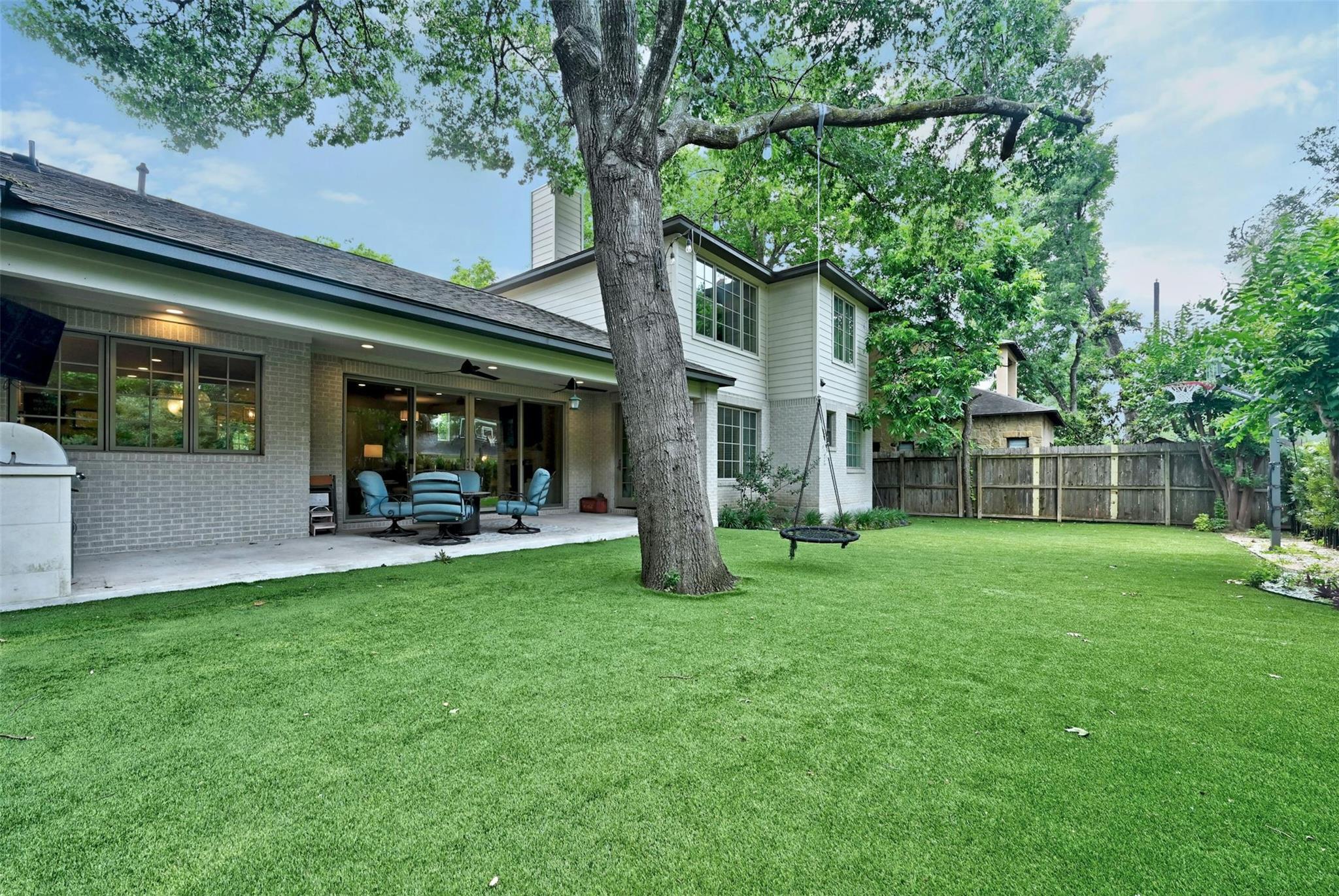 3400 Oakmont BLVD