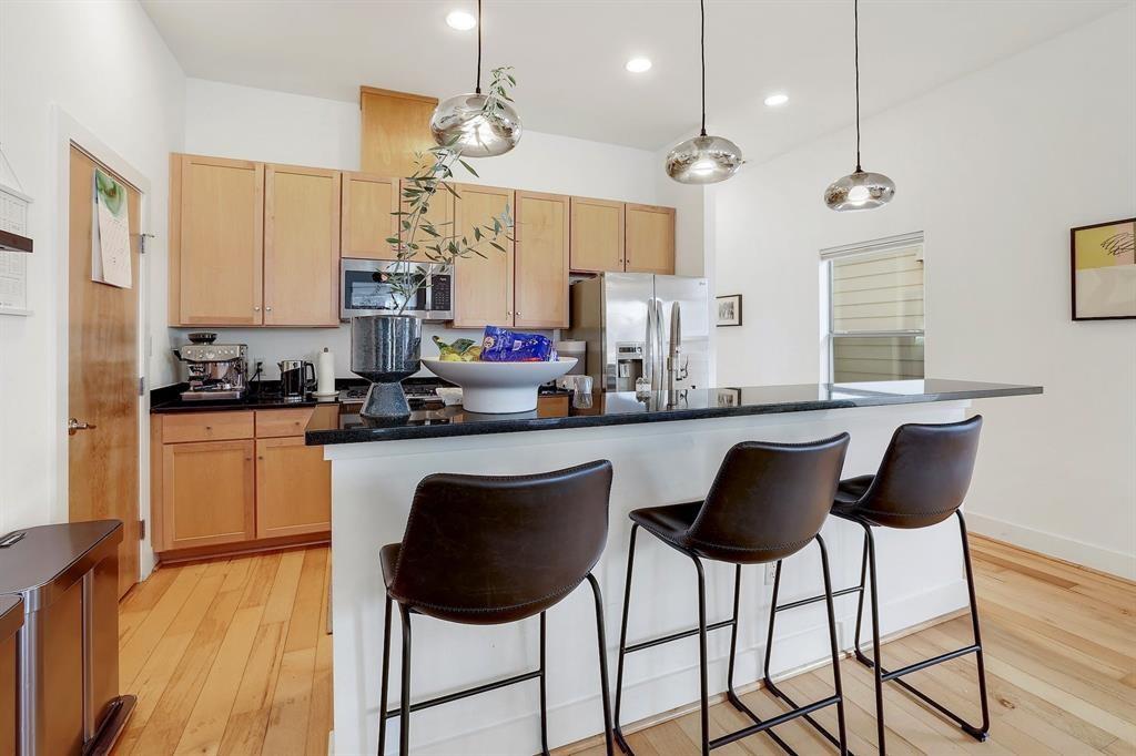 2209 Thornton # A