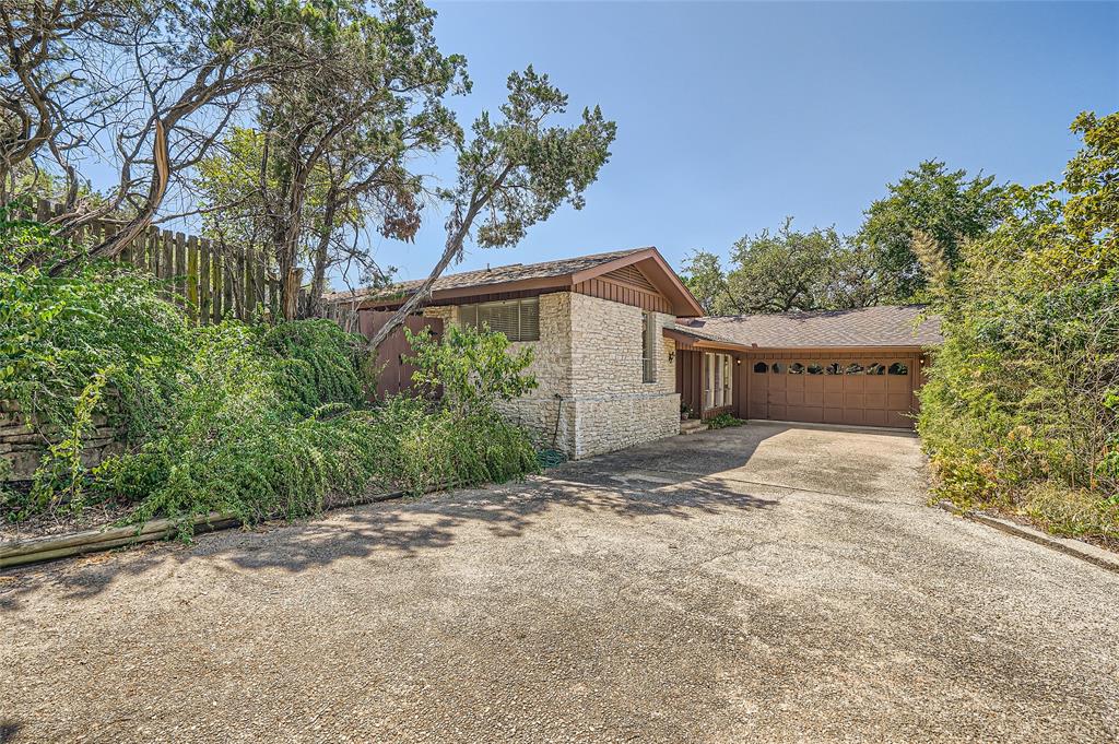 1110 Falcon Ledge DR