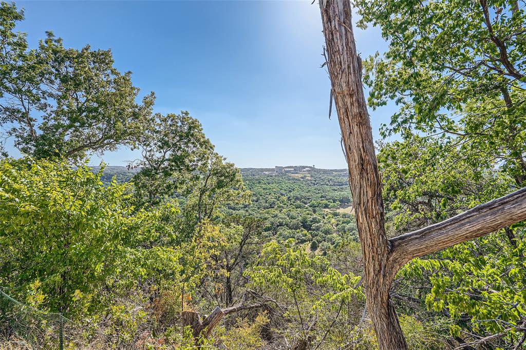 1110 Falcon Ledge DR