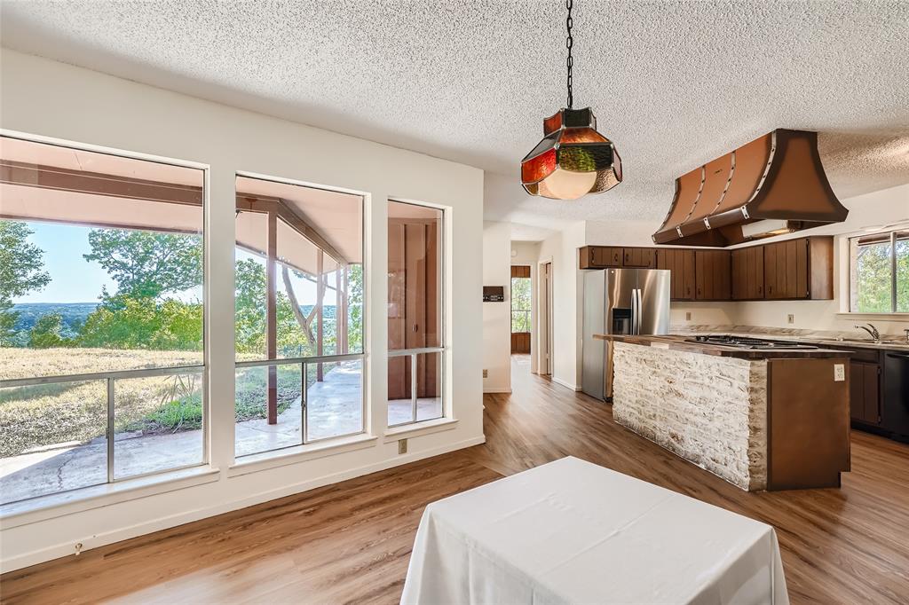 1110 Falcon Ledge DR