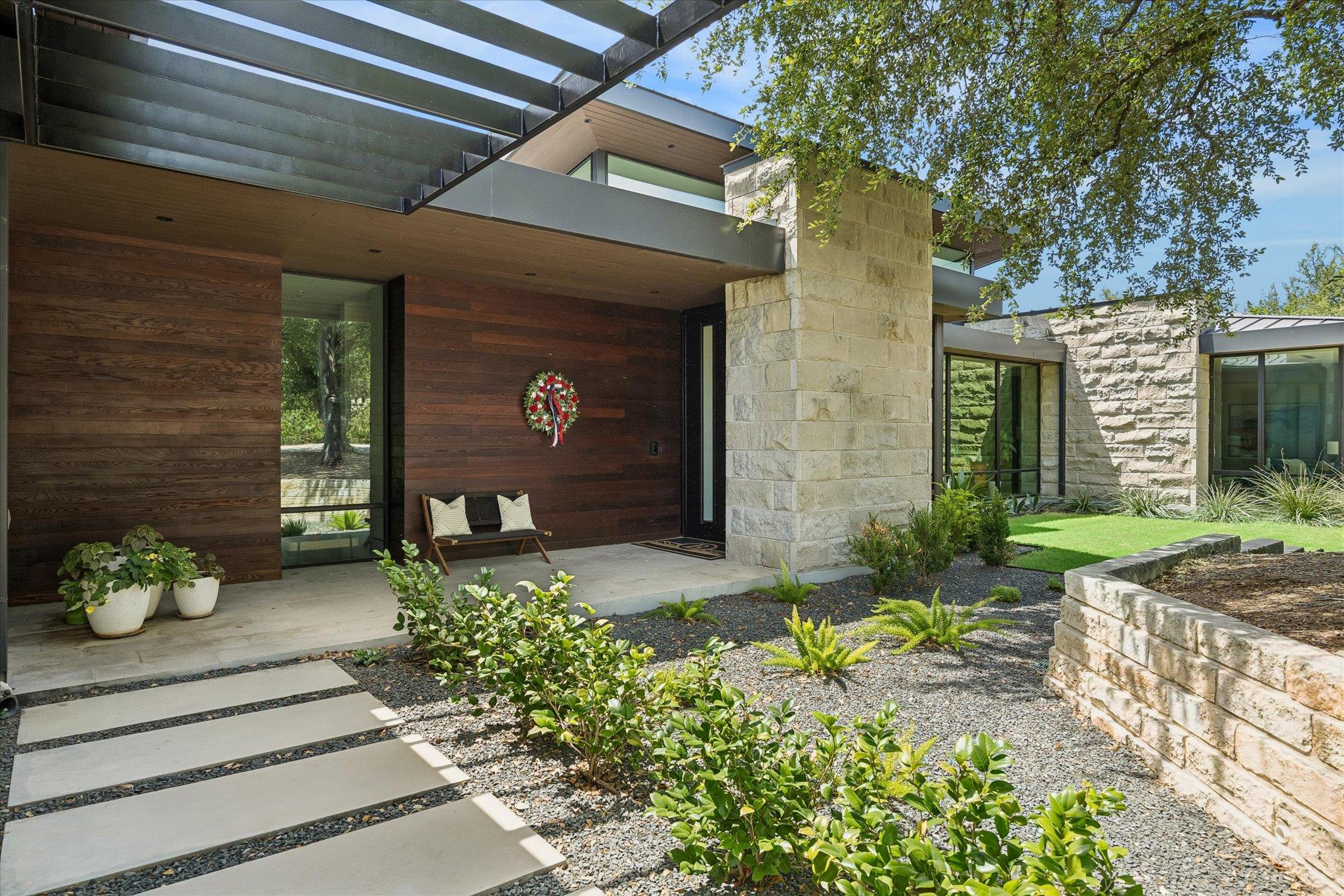 4001 Verano DR