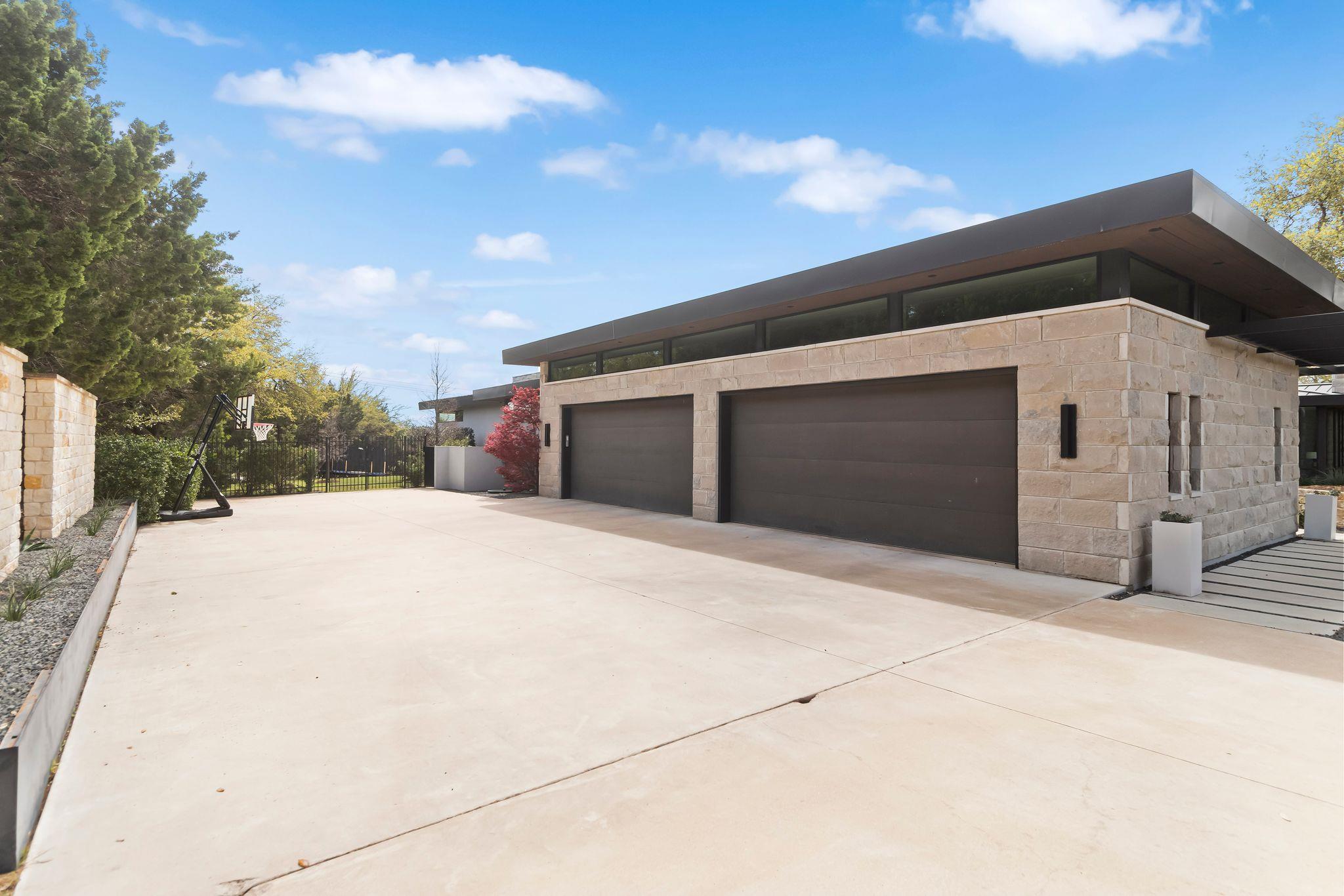 4001 Verano DR