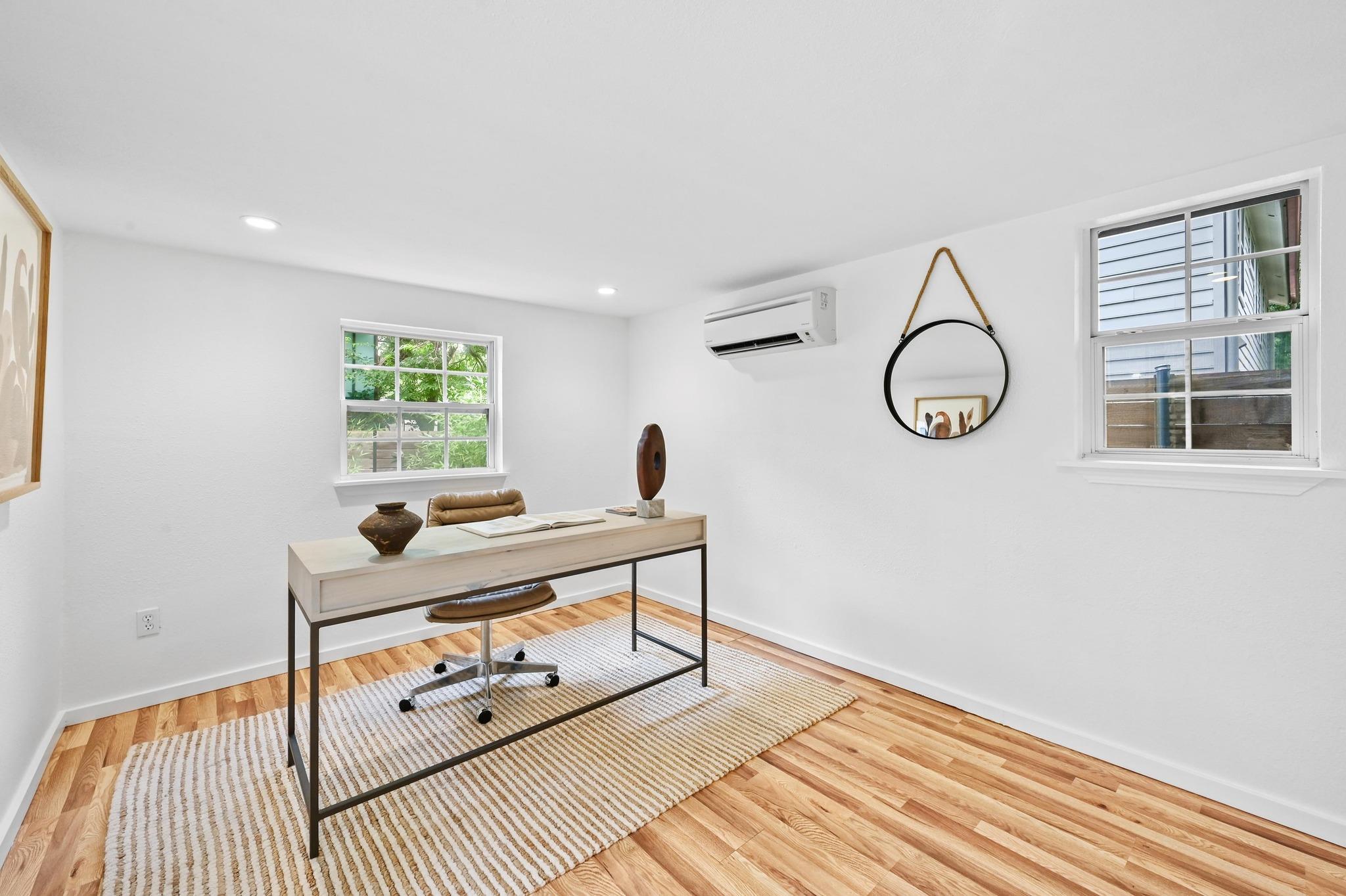 803 W Jessie ST