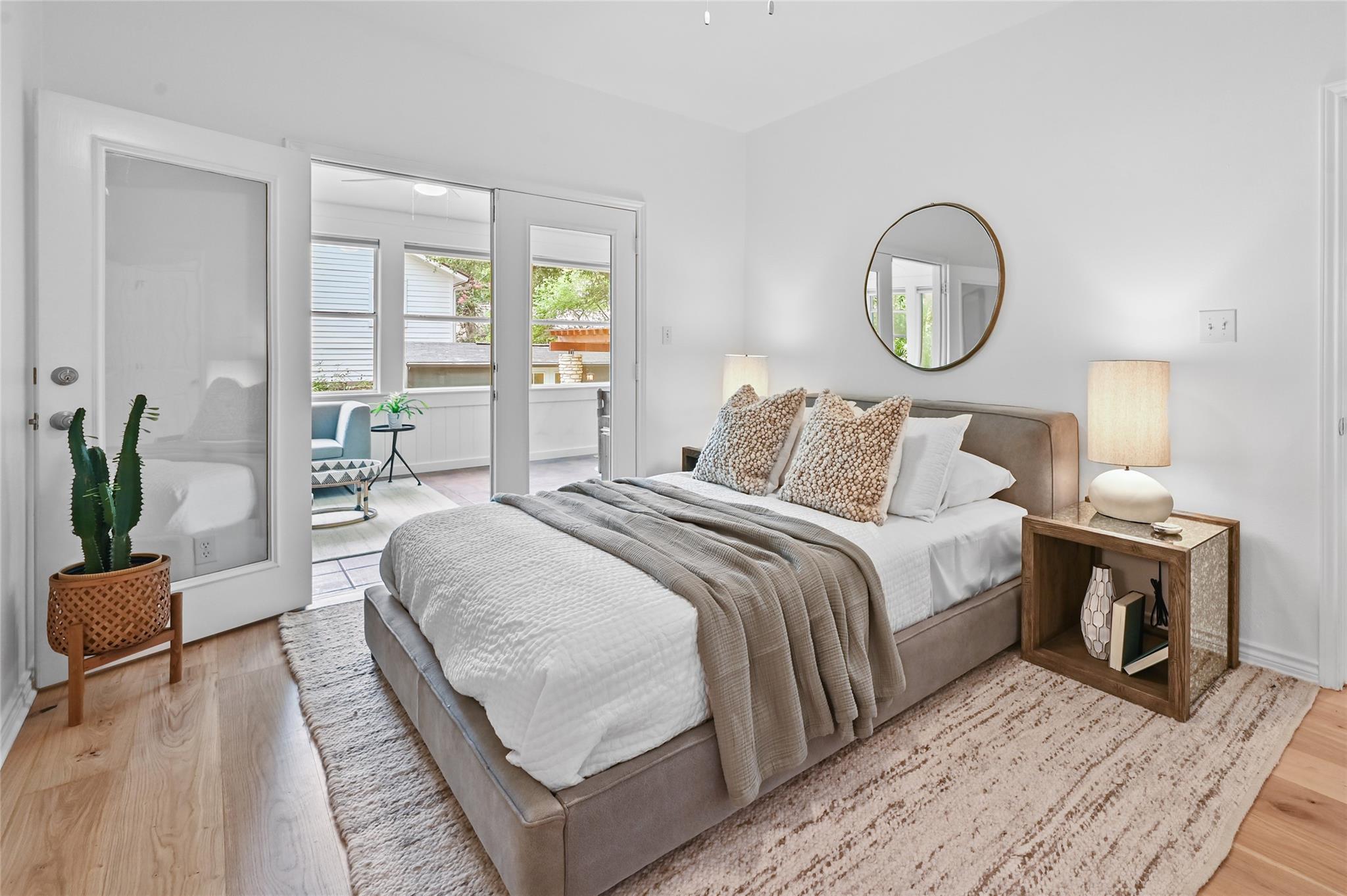 803 W Jessie ST
