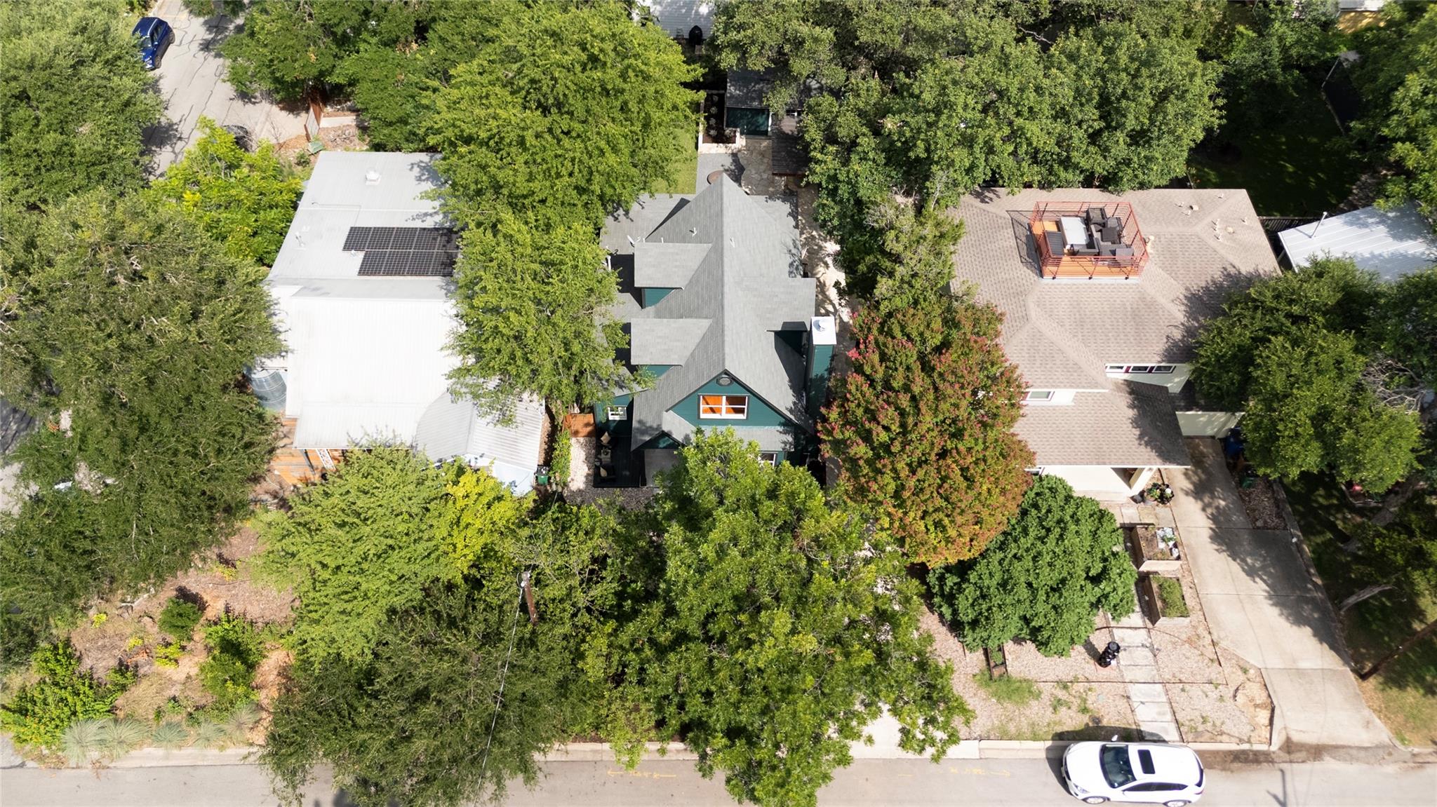 803 W Jessie ST