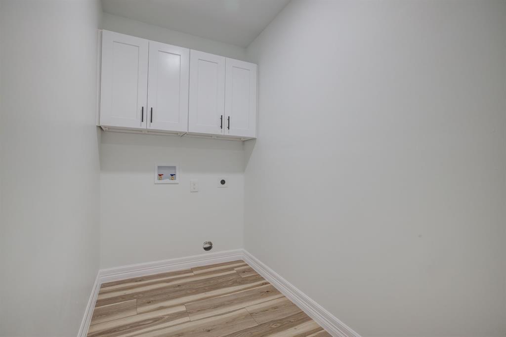 11413 Barrington WAY