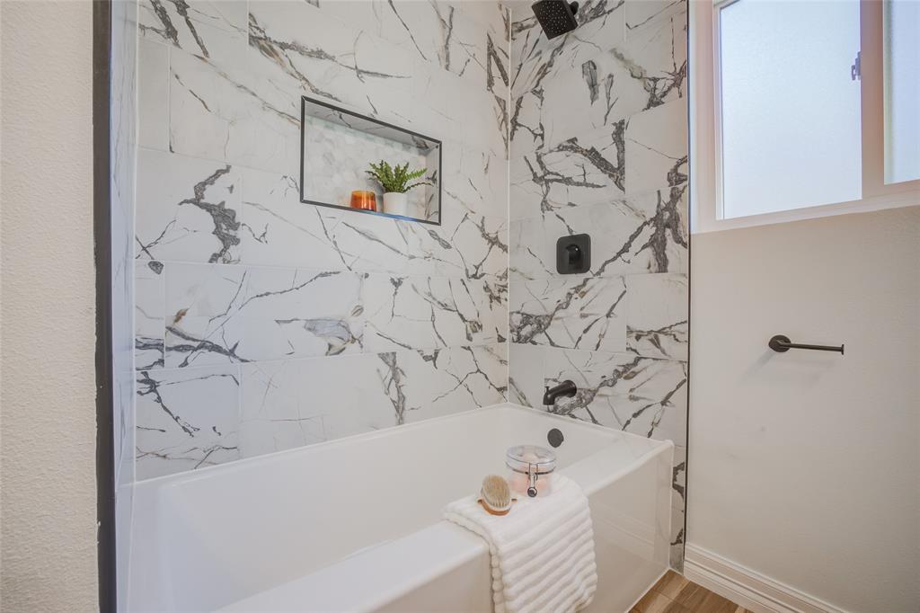 11413 Barrington WAY