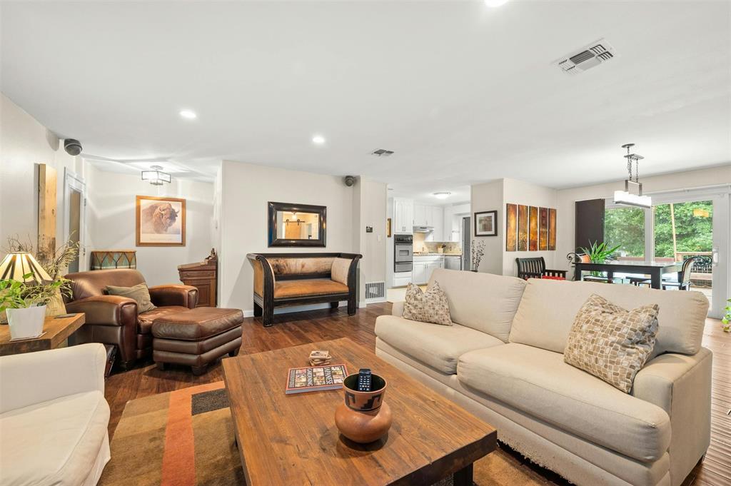 5711 Marilyn DR