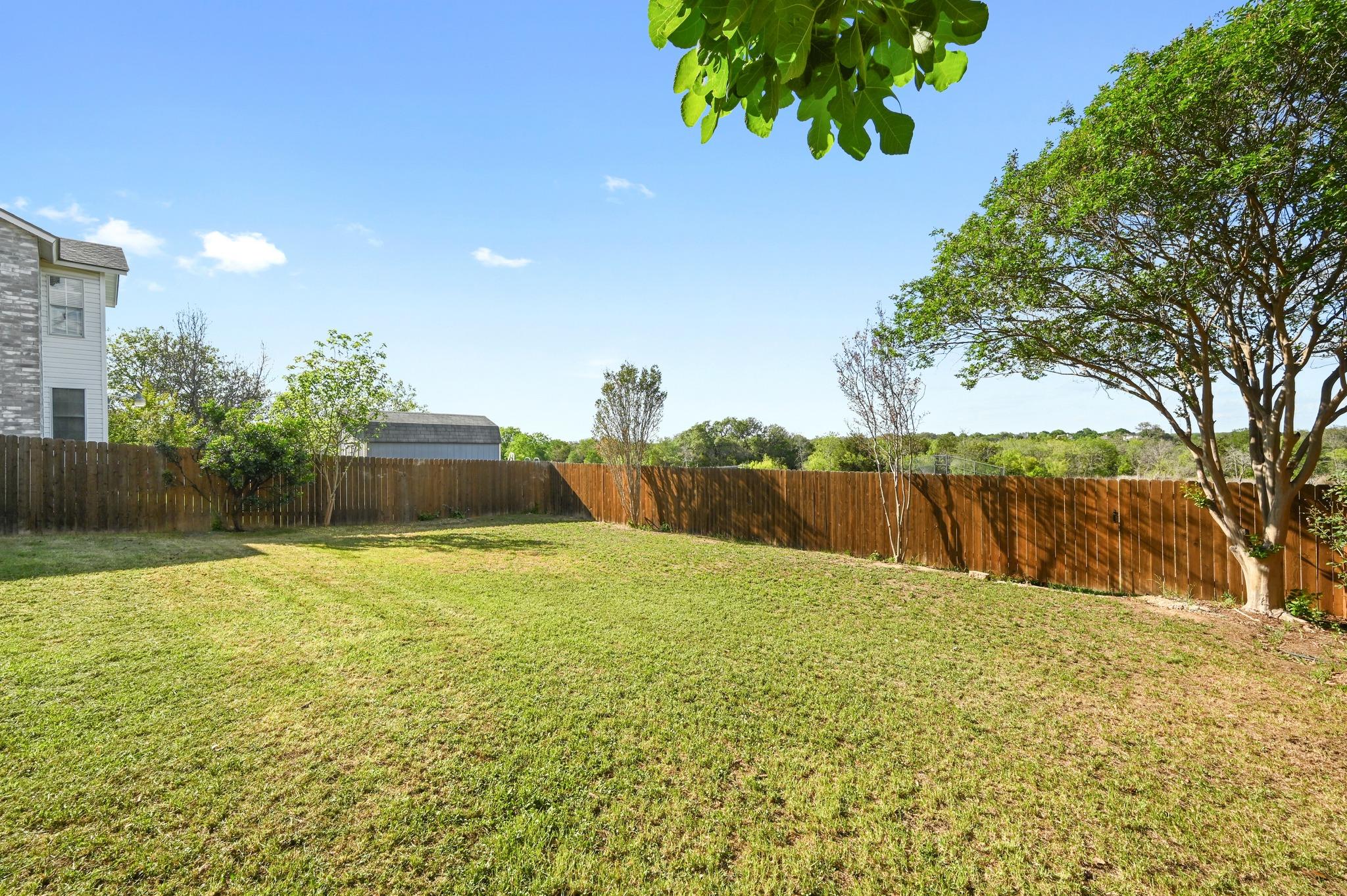 2412 Regal Park LN