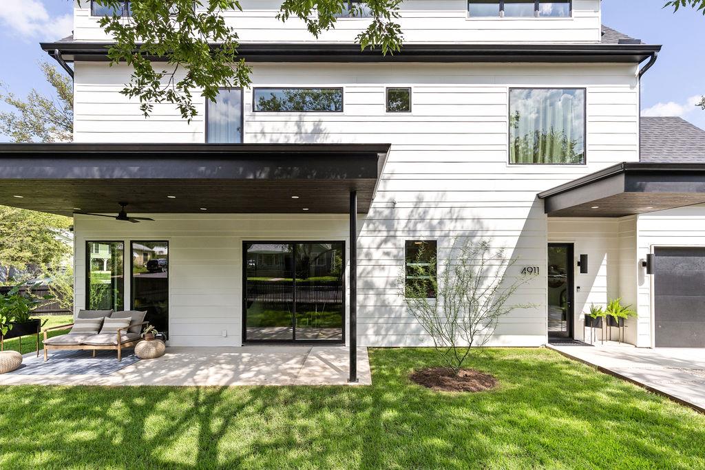 4911 Duval ST