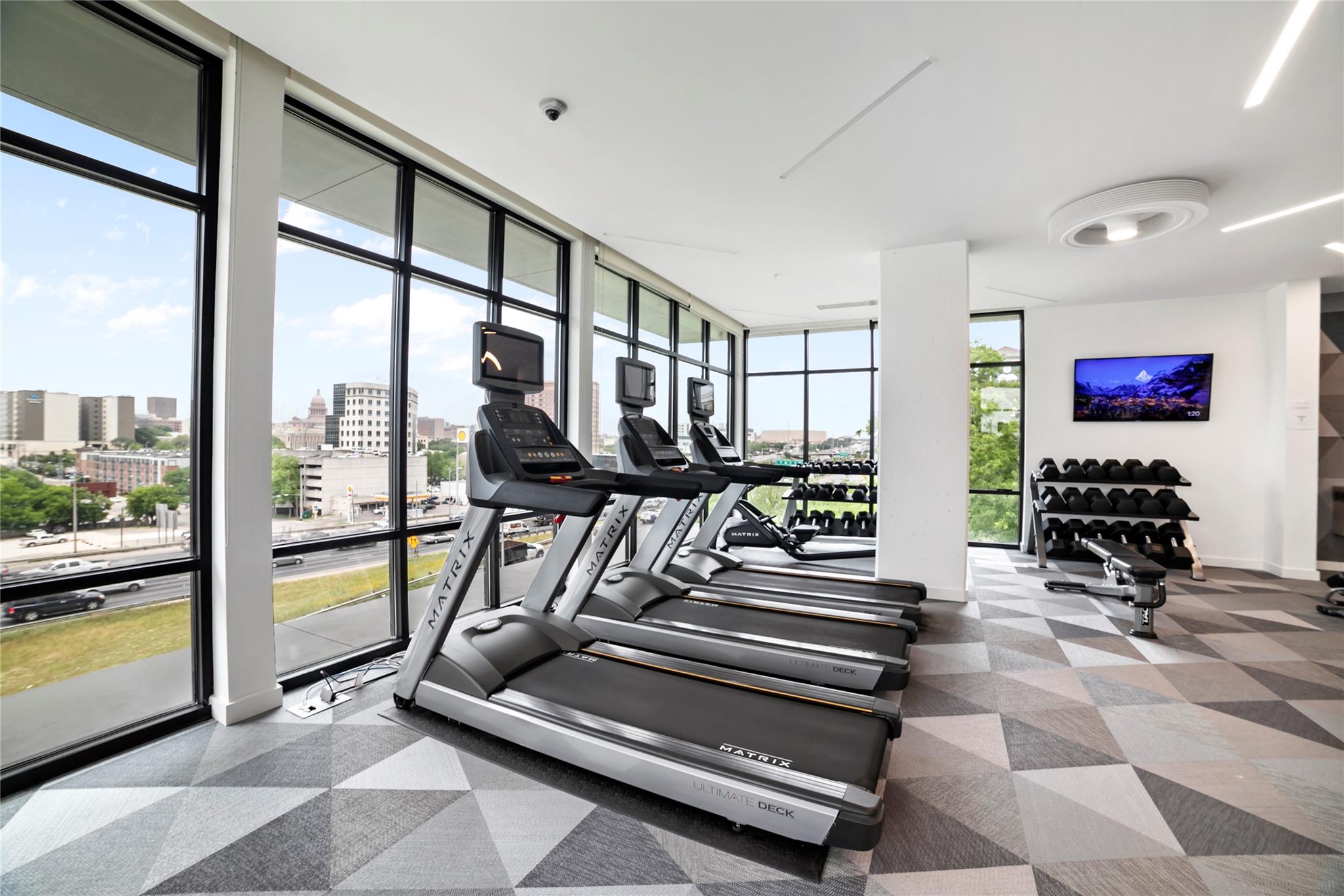 800 Embassy DR # 123