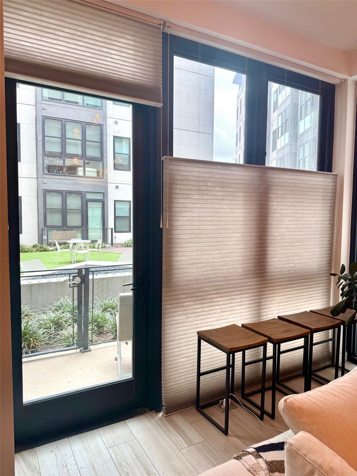 800 Embassy DR # 123