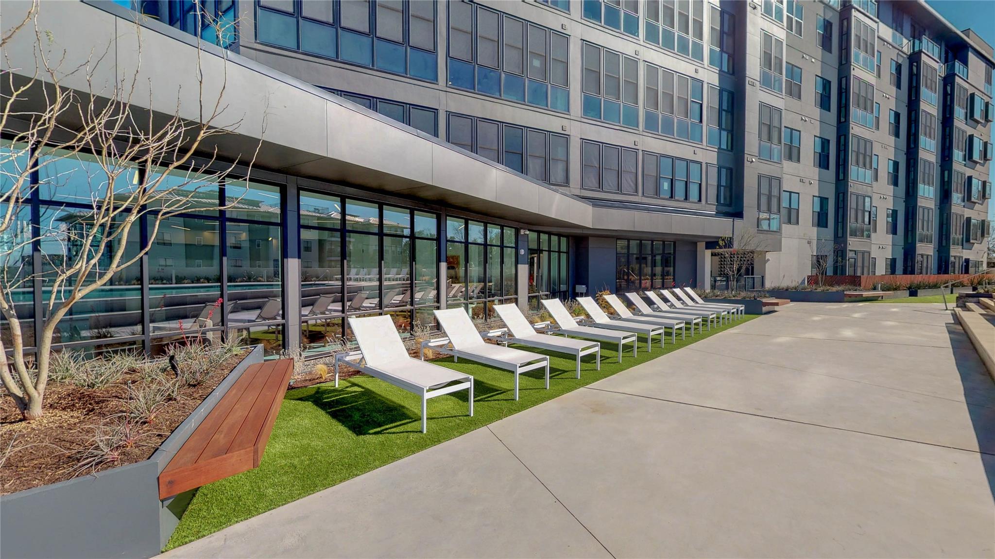 800 Embassy DR # 123