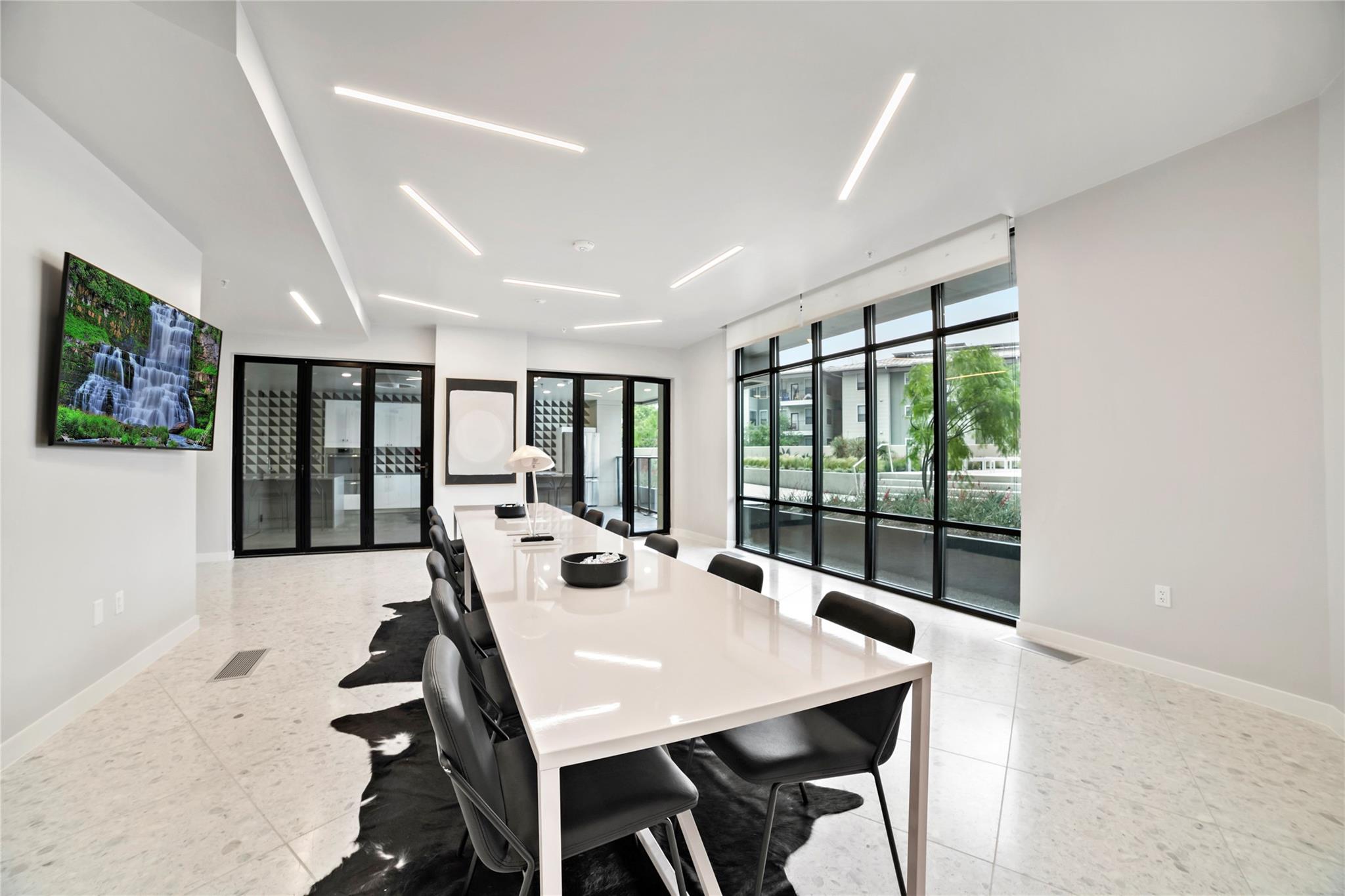 800 Embassy DR # 123