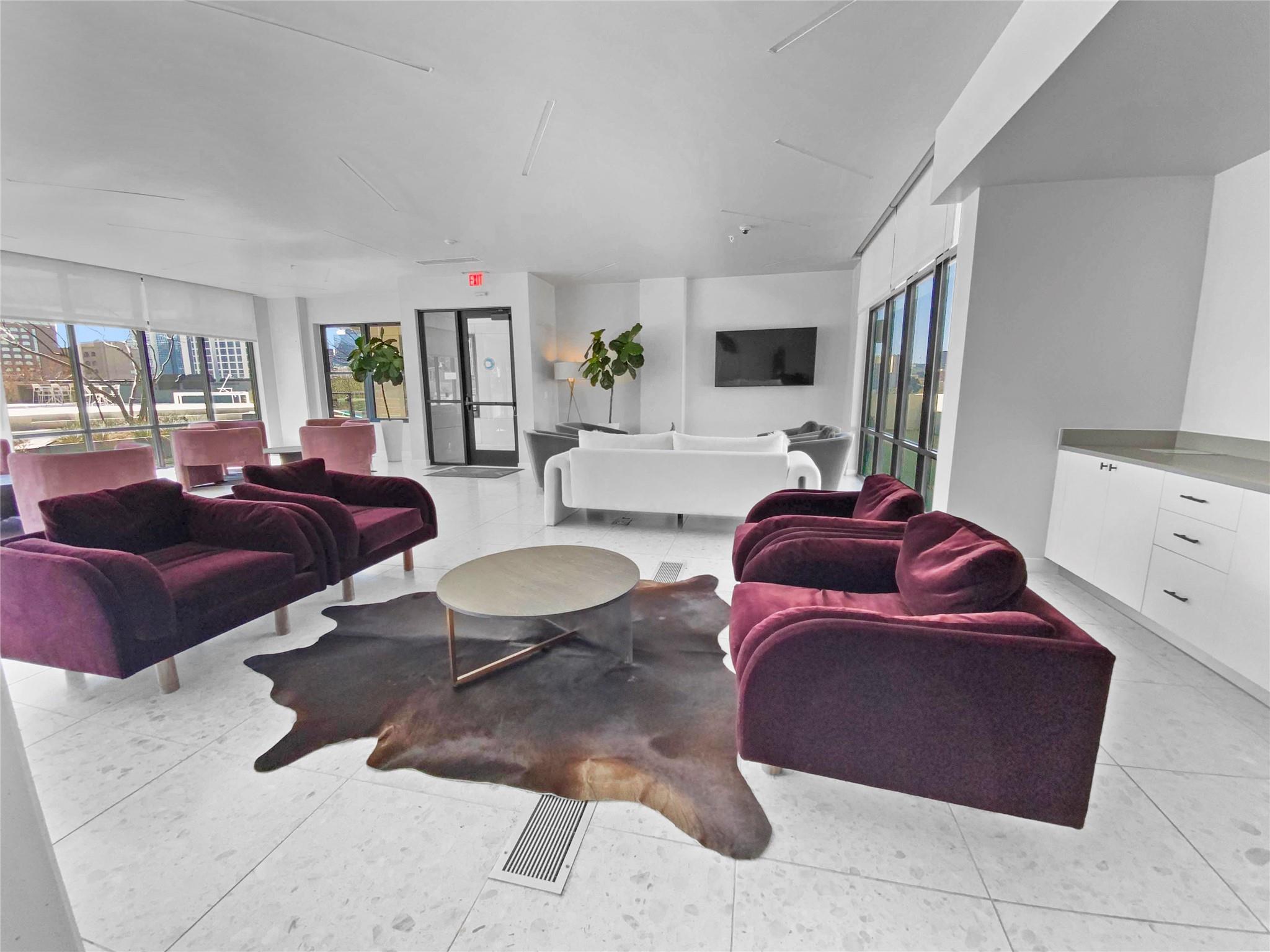 800 Embassy DR # 123