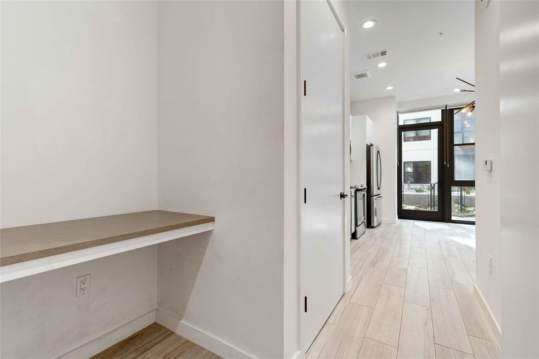 800 Embassy DR # 123