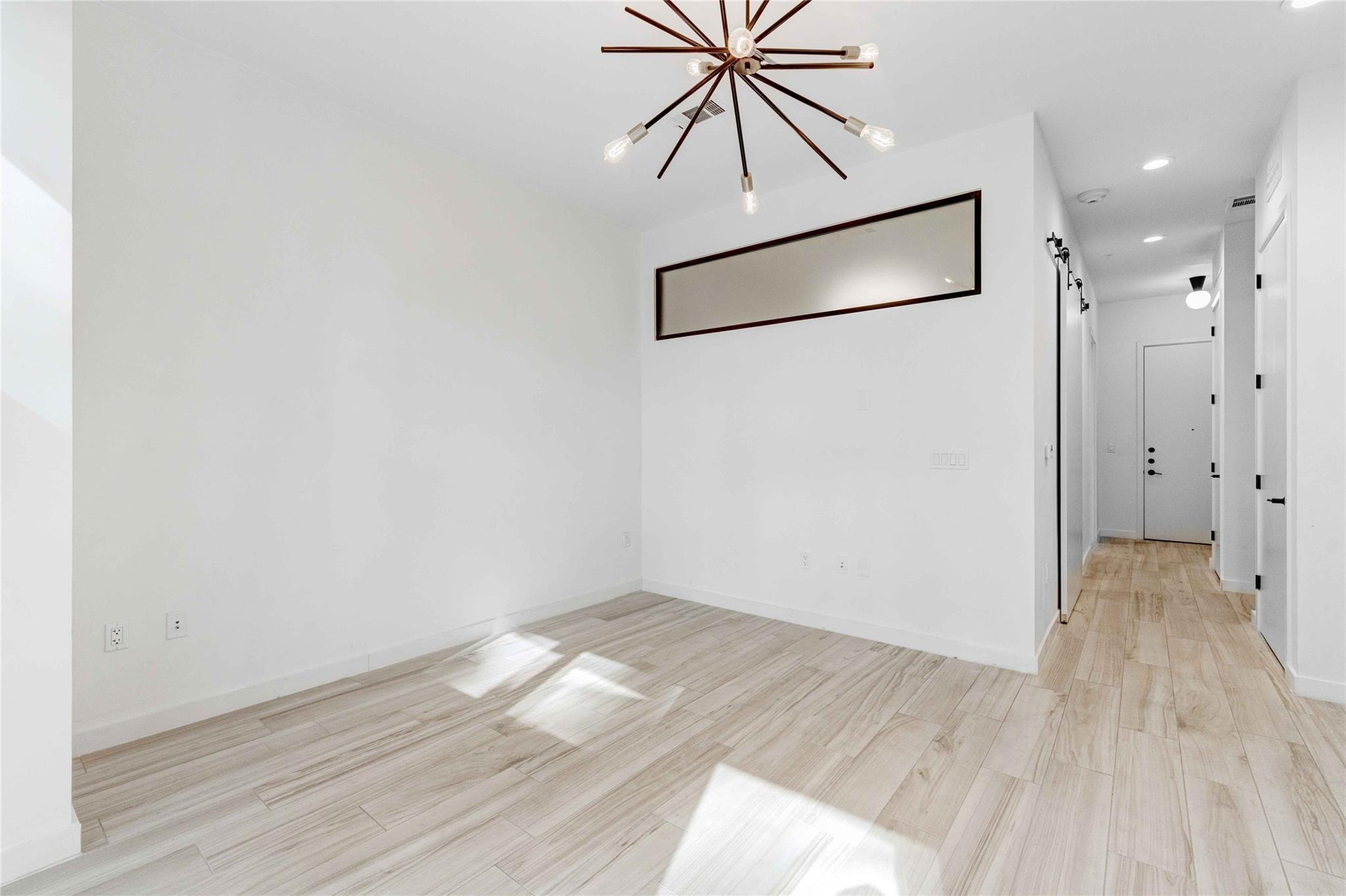 800 Embassy DR # 123