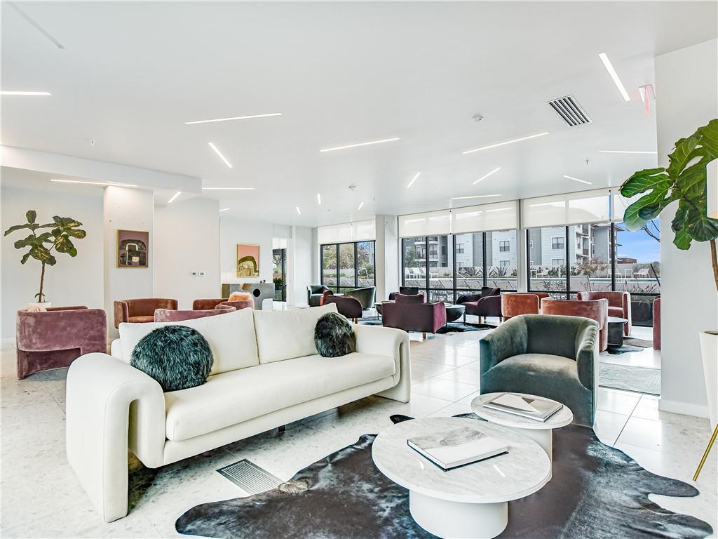 800 Embassy DR # 123