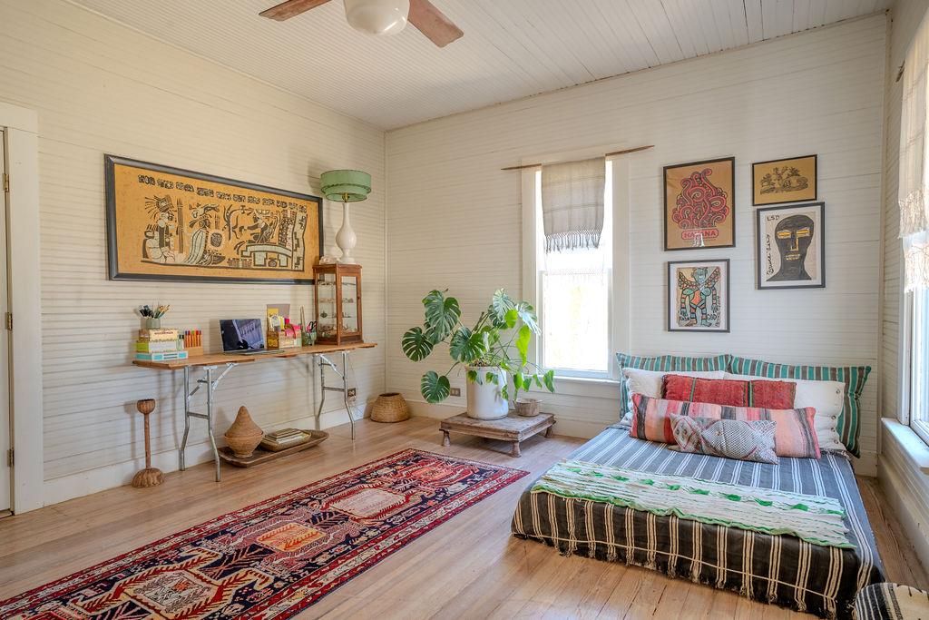 1294 Crabapple RD