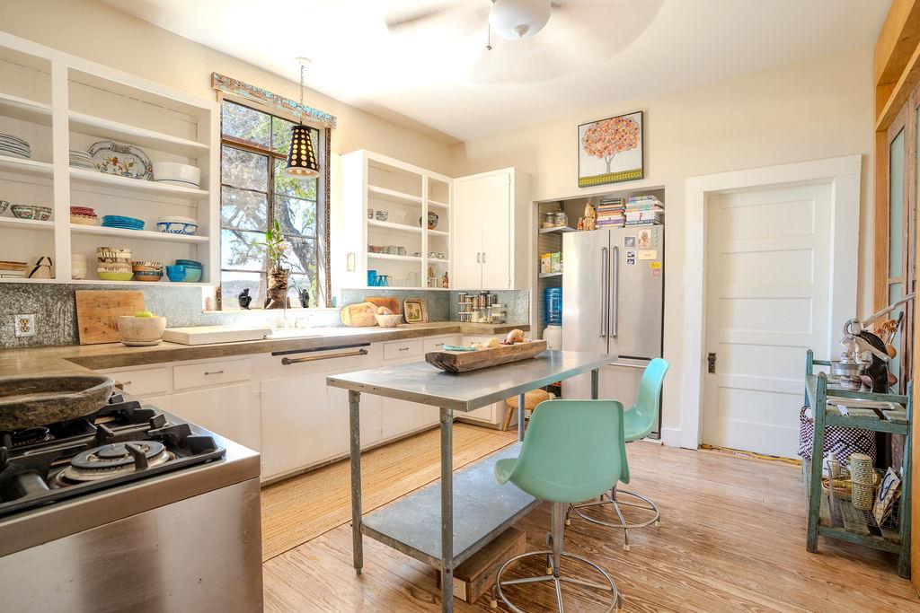1294 Crabapple RD