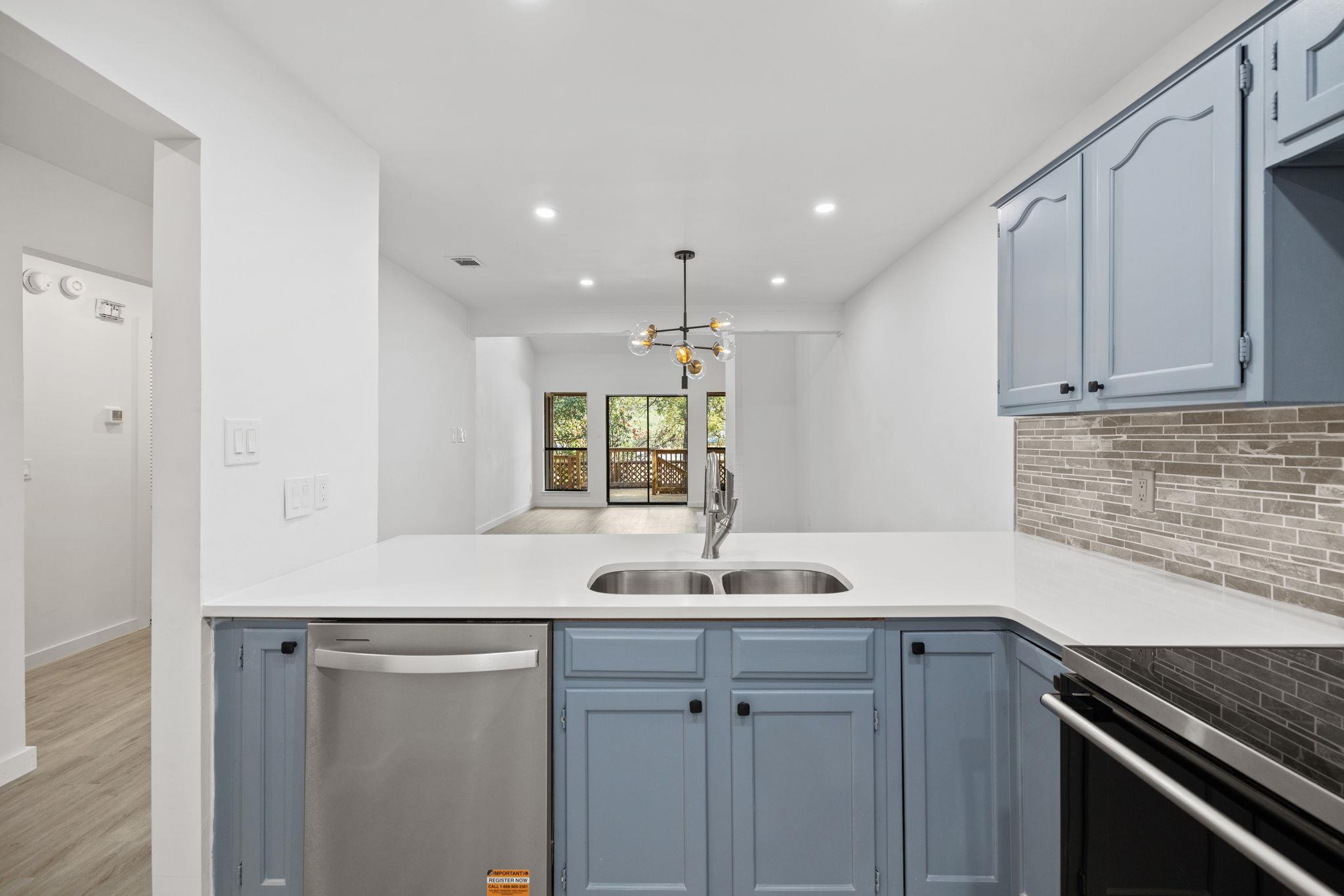 7211 Lakewood DR # C111