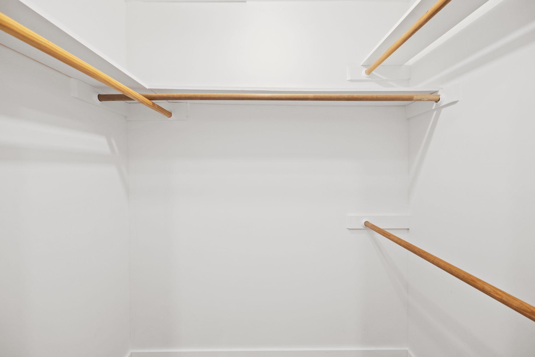 7211 Lakewood DR # C111