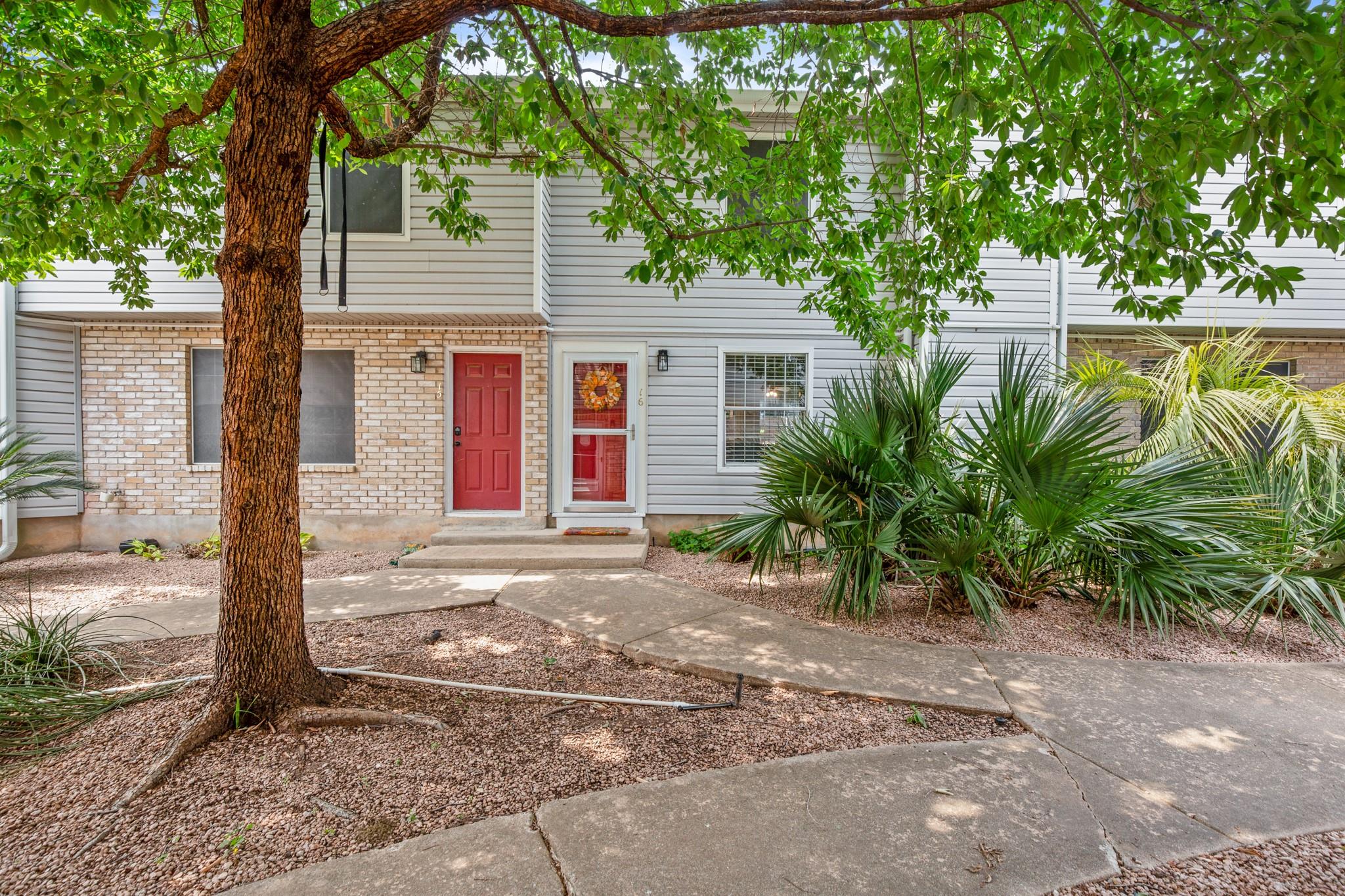 1904 Goodrich Ave # 16
