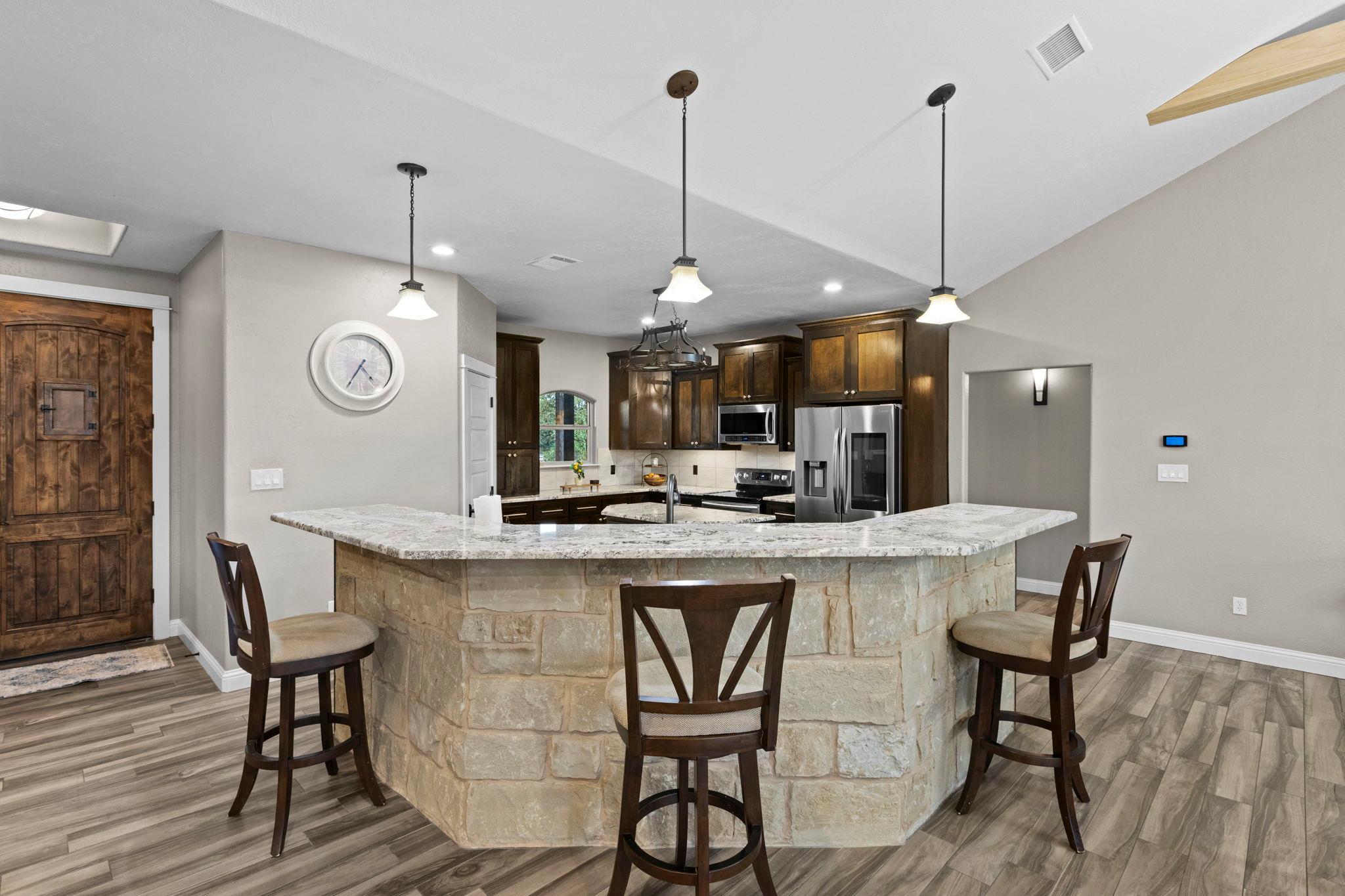 103 Creekside TRL