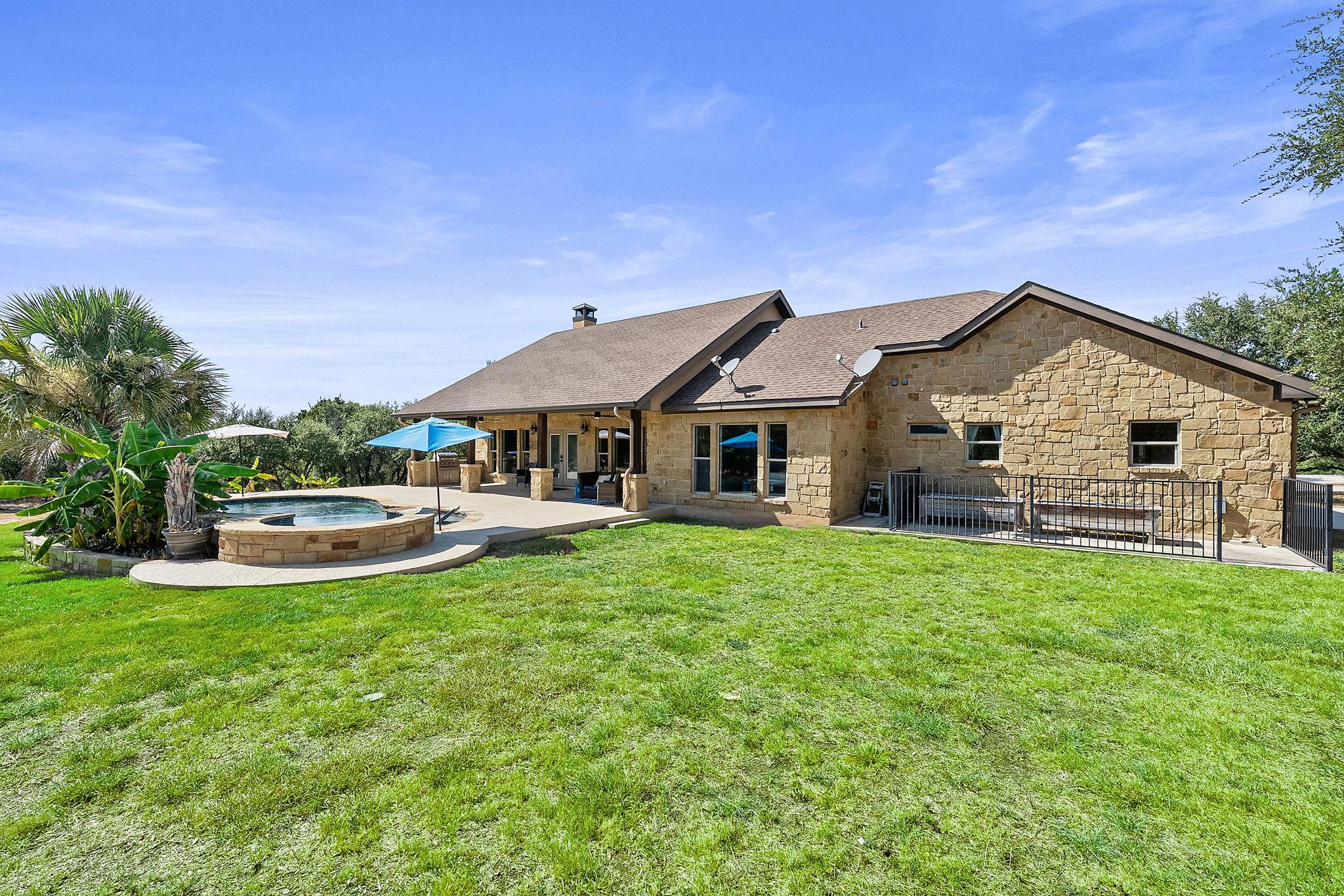 103 Creekside TRL