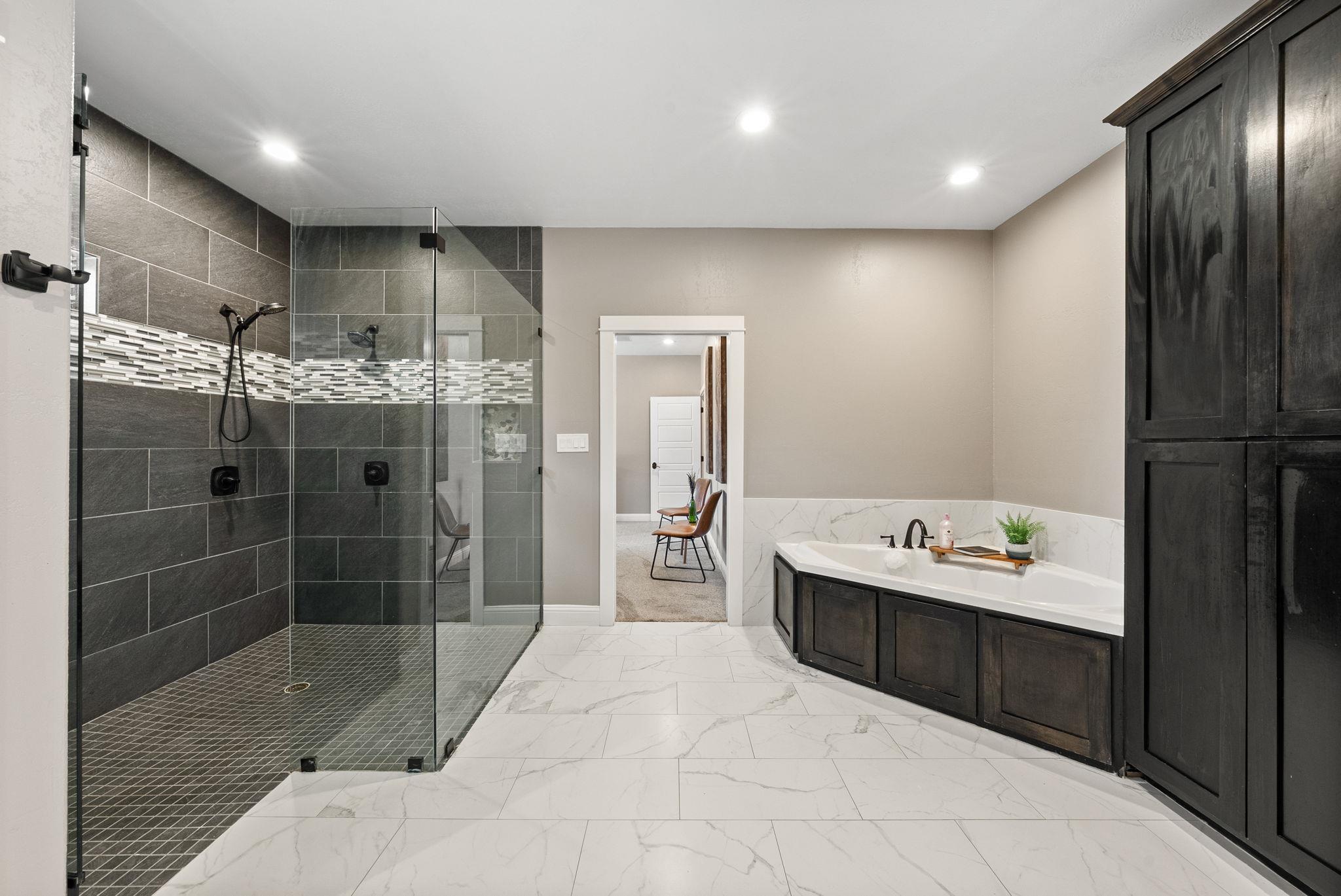 103 Creekside TRL