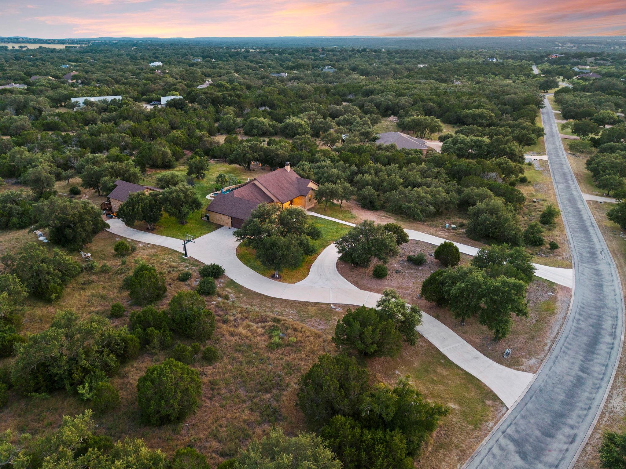 103 Creekside TRL