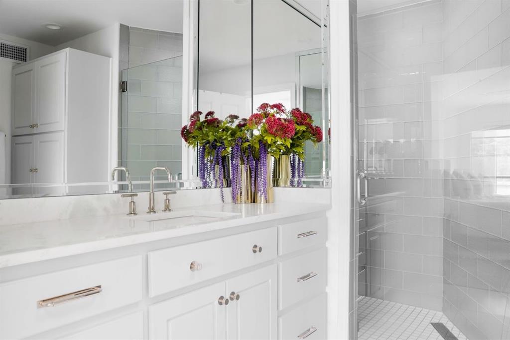 1500 Scenic DR # 304